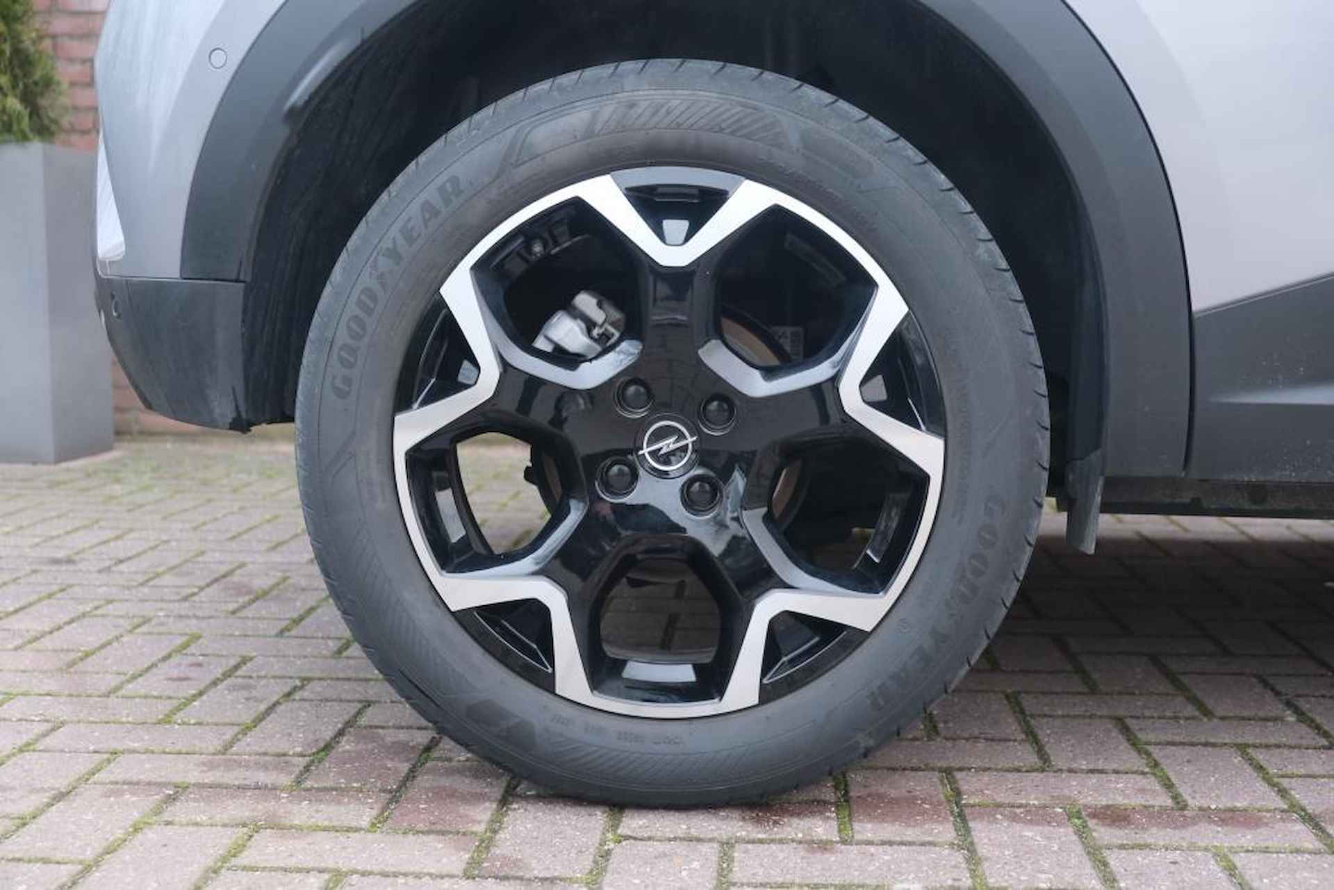 Opel Mokka 1.2 Turbo MHEV 136pk Ultimate | App Connect | Climate | Adaptive Cruise | Keyless | Camera | 18" velgen - 23/28