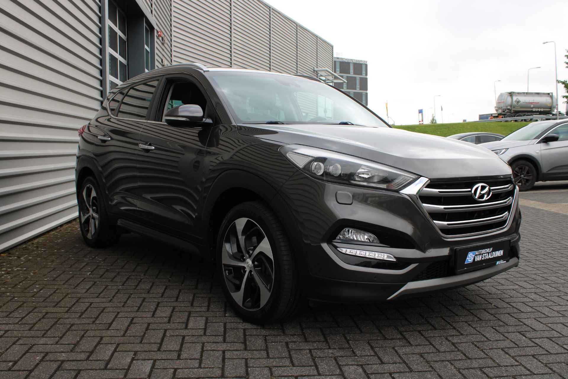 Hyundai Tucson 1.6 T-GDi Premium van Staalduinen SUPER DEALS - 5/69