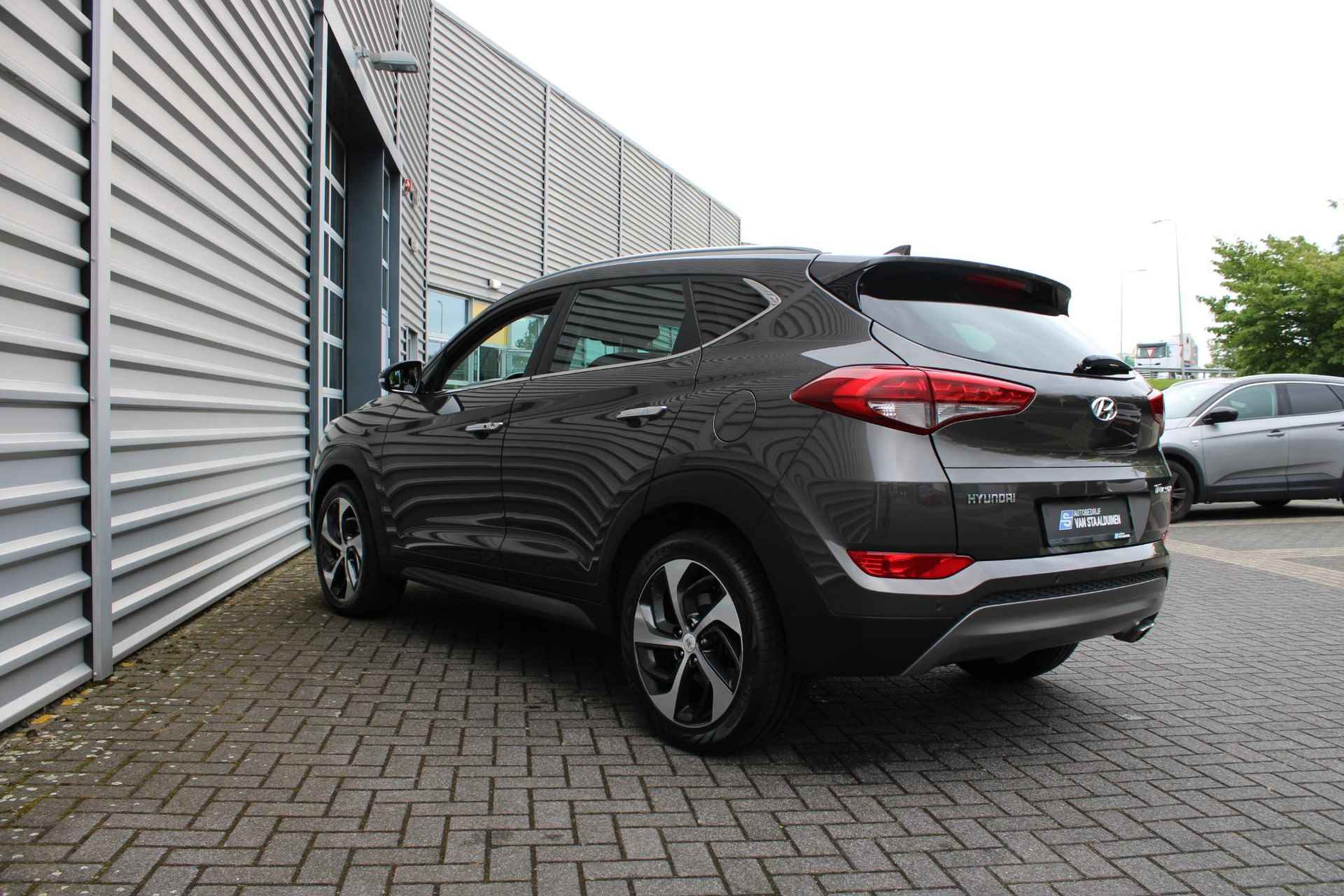 Hyundai Tucson 1.6 T-GDi Premium van Staalduinen SUPER DEALS - 12/69