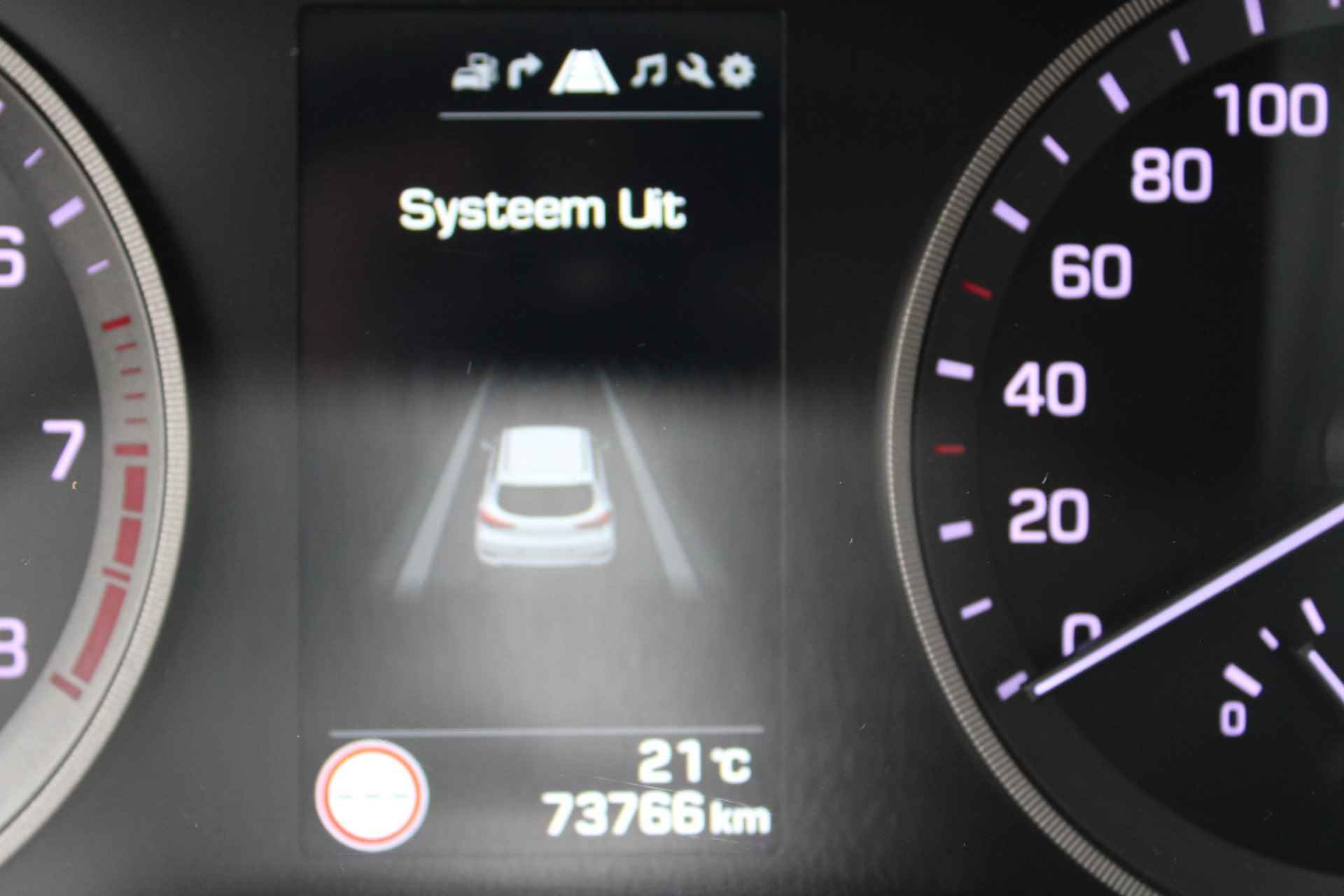 Hyundai Tucson 1.6 T-GDi Premium Leer| Climate Controle| Navigatie| Dealer onderhouden| 1900kg trekgewicht| Lichtmetalen velgen - 35/68