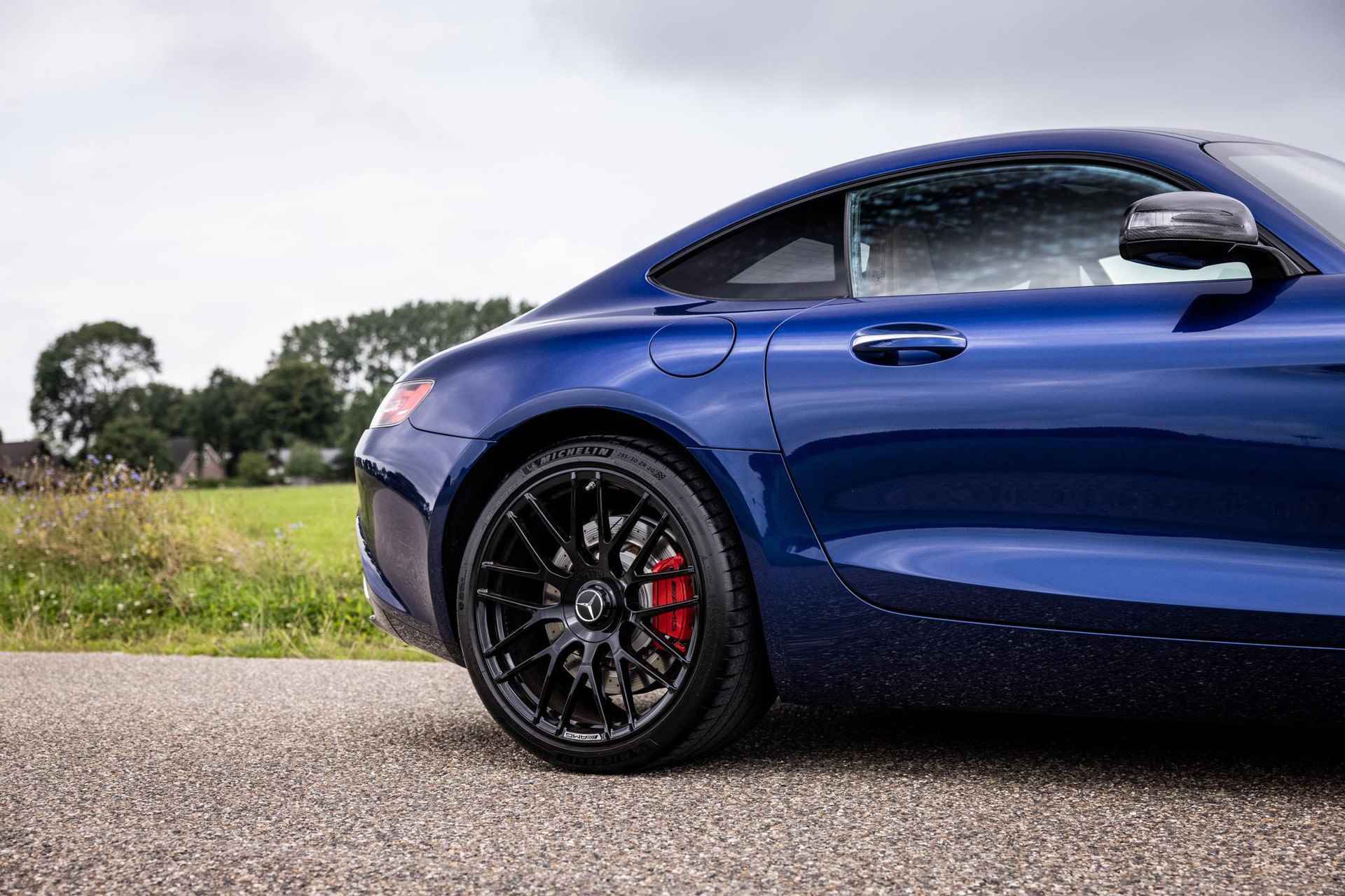 Mercedes-Benz AMG GT 4.0 S | Facelift | 1e Eigenaar | Volledig dealer onderhouden | 522pk | Stoelen + geheugen | Panodak | Burmester | Sfeerverlichting | Performance Sportstoelen | - 18/59