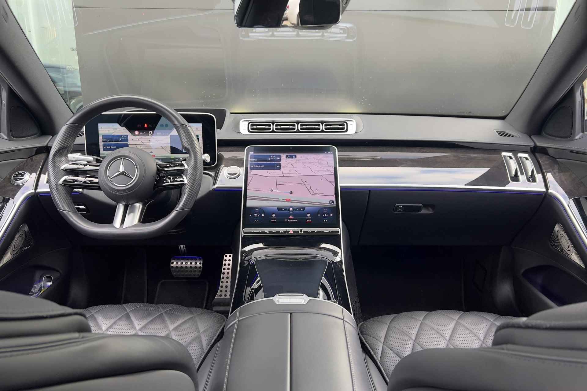 Mercedes-Benz S-klasse S 580e L Automaat AMG Line | MANUFAKTUR | Nightpakket | Panoramadak | Burmester 3D Audio | Airmatic | Stoelventilatie/verwarming | Memory | 360° Camera | Sfeerverlichting - 3/35