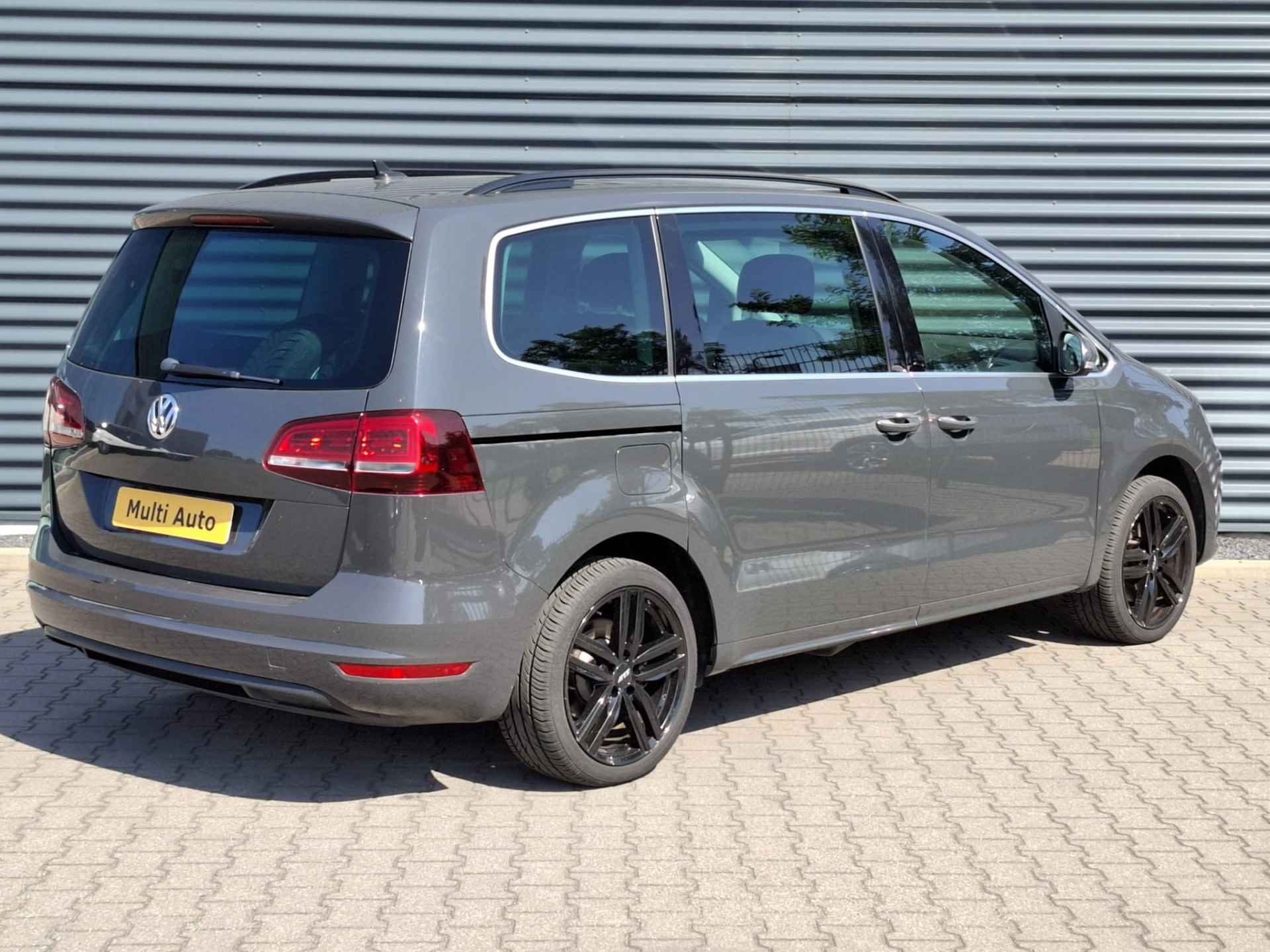 Volkswagen Sharan 1.4 TSI 150pk DSG Comfortline 7 Persoons | Navigatie | Cruise Control | Climate Control | L.M. 18" | Stoelverwarming | - 4/13