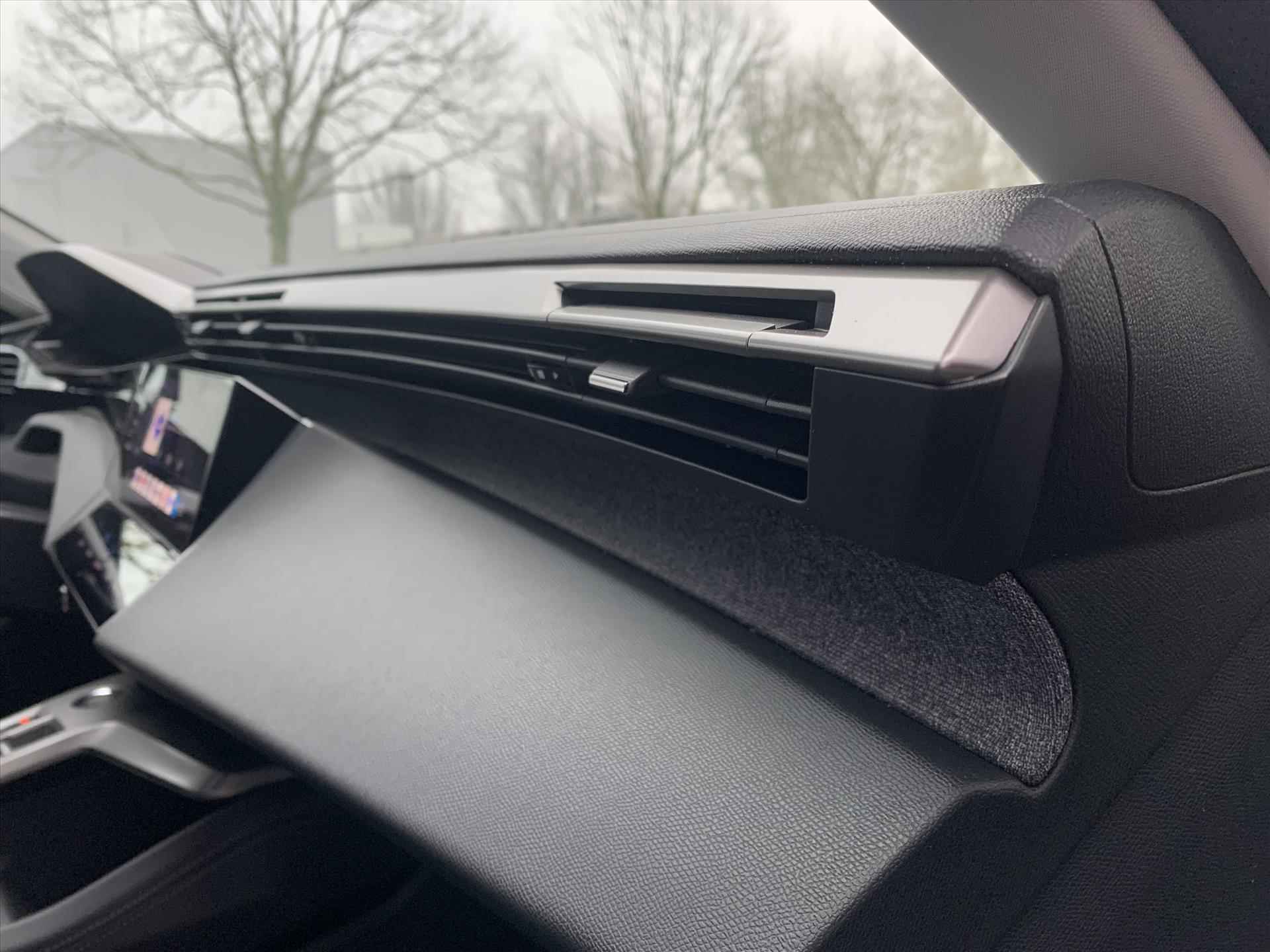 Peugeot 408 1.2 130PK EAT8 Automaat Allure Pack | Navigatie | Apple Carplay&Android Auto | Parkeer camera | - 29/47