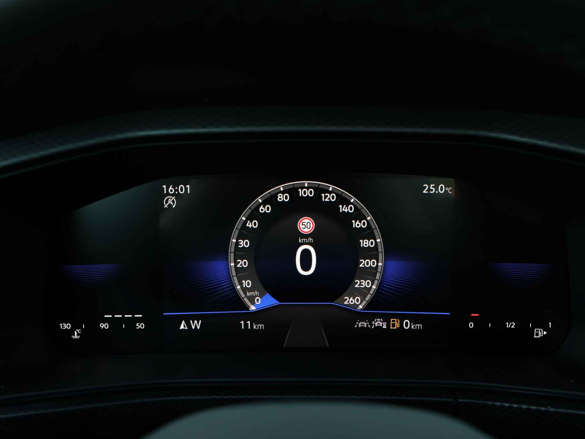 Volkswagen T-Cross 1.0 TSI Life Edition | Navigatie | Camera | Keyless | Stoelverwarming | - 9/41