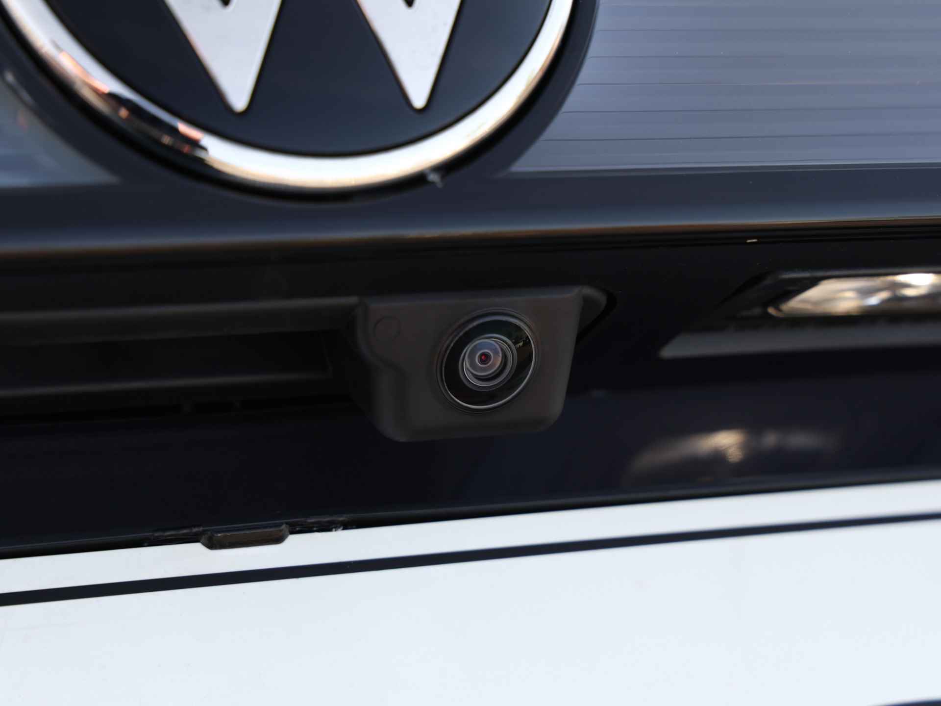 Volkswagen T-Cross 1.0 TSI Life Edition | Navigatie | Camera | Keyless | Stoelverwarming | - 20/41