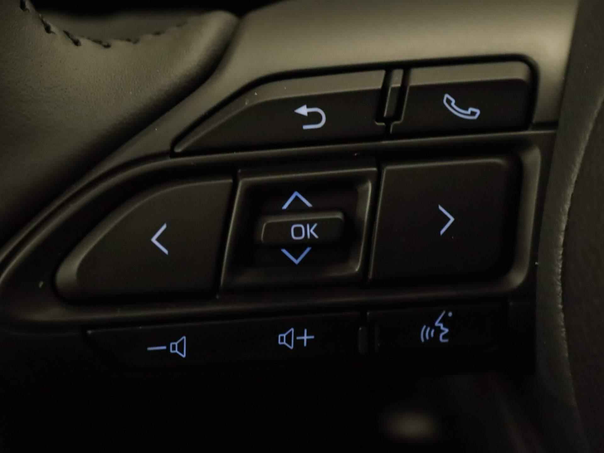 Toyota Aygo X 1.0 VVT-i MT play DEMONSTRATIE MODEL - APPLE CARPLAY/ANDROID AUTO - AIRCO - ACHTERUITRIJCAMERA - ADAPTIVE CRUISE CONTROL - 18/29