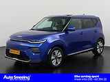 Kia e-Soul ExecutiveLine 64 kWh | 3 Fasen | Schuifdak | Leder | Zondag Open!