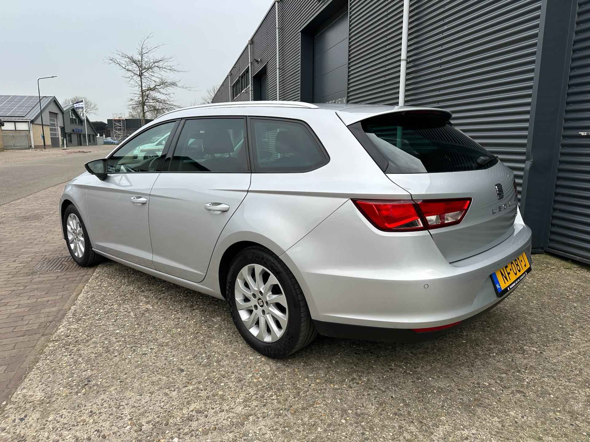 Seat Leon ST 1.0 EcoTSI Style Connect - 7/30