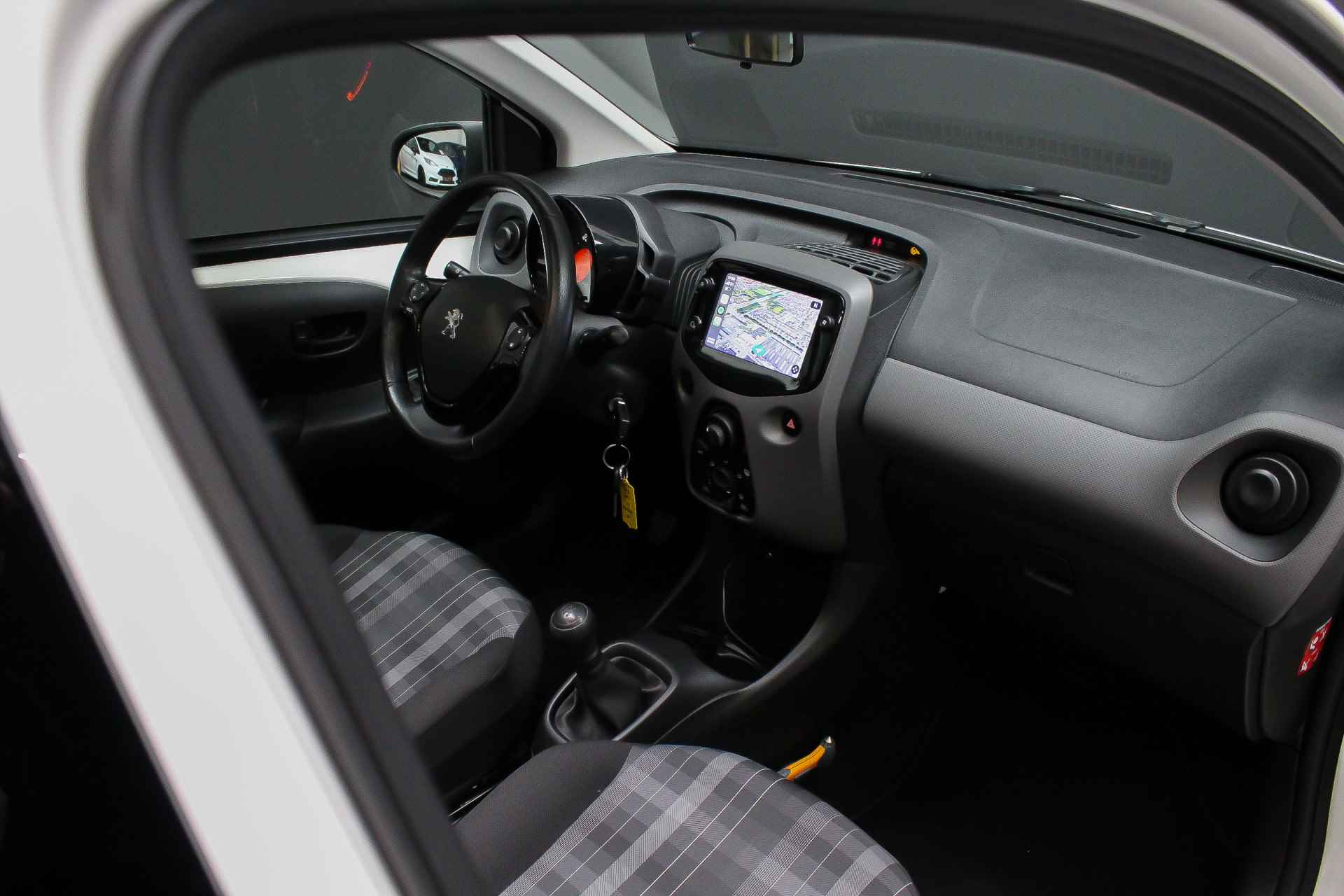 Peugeot 108 1.0 72pk e-VTi Active TOP! |cabriolet|Apple Carplay & Android Auto|schuifdak|parkeer camera|LED-dagrijverlichting|15"| - 3/29