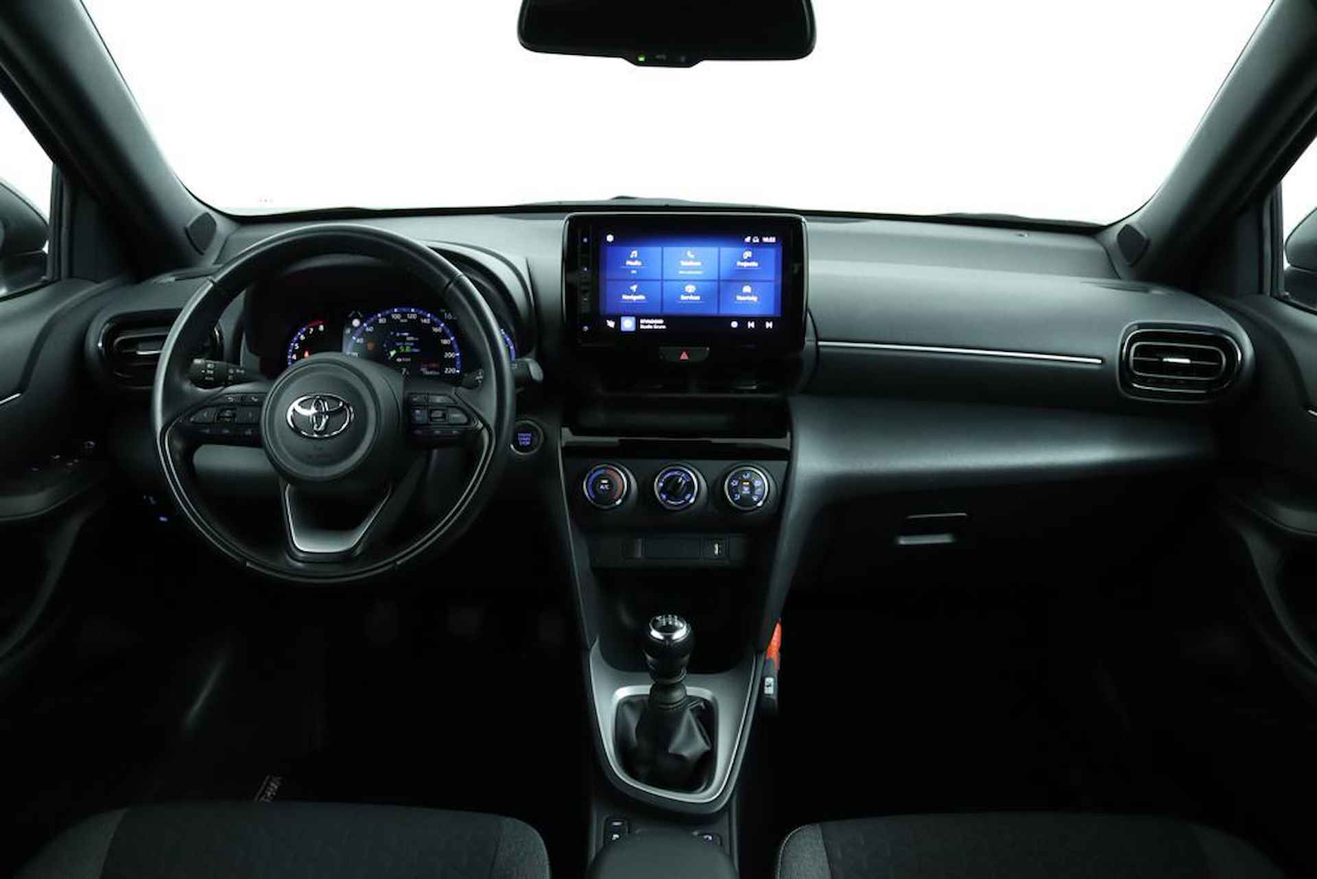 Toyota Yaris Cross 1.5 VVT-I Dynamic | Adaptive Cruise Control | Navigatie | Apple Carplay | Android Auto | Trekhaak | 1350 kg Trekgewicht | - 4/50