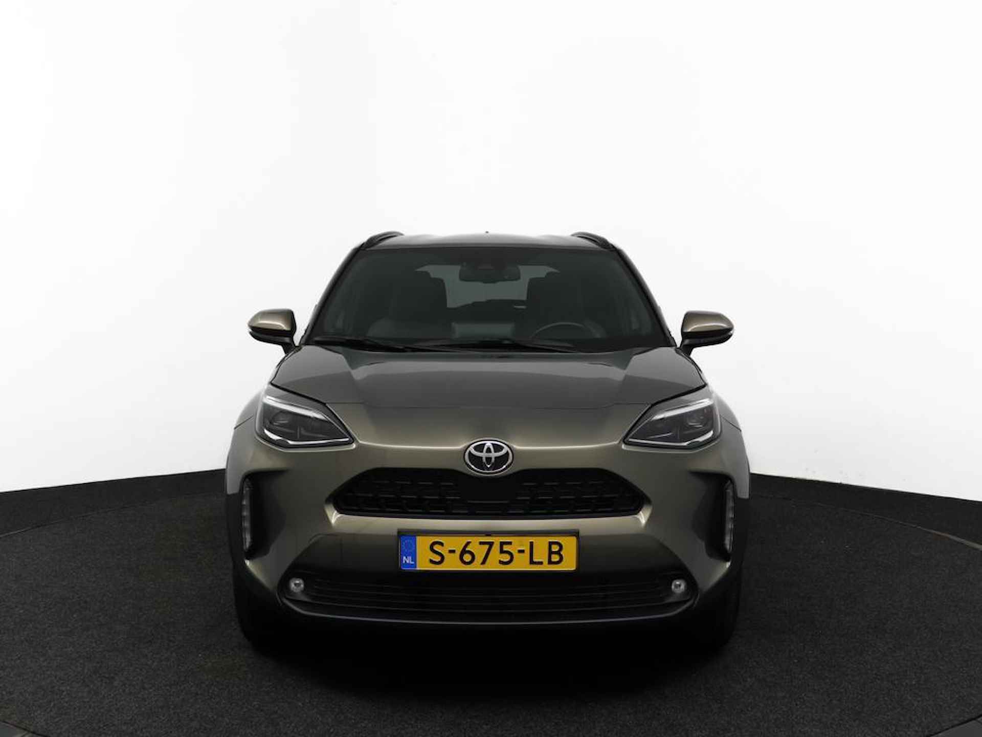 Toyota Yaris Cross 1.5 VVT-I Dynamic | Adaptive Cruise Control | Navigatie | Apple Carplay | Android Auto | Trekhaak | 1350 kg Trekgewicht | - 16/50