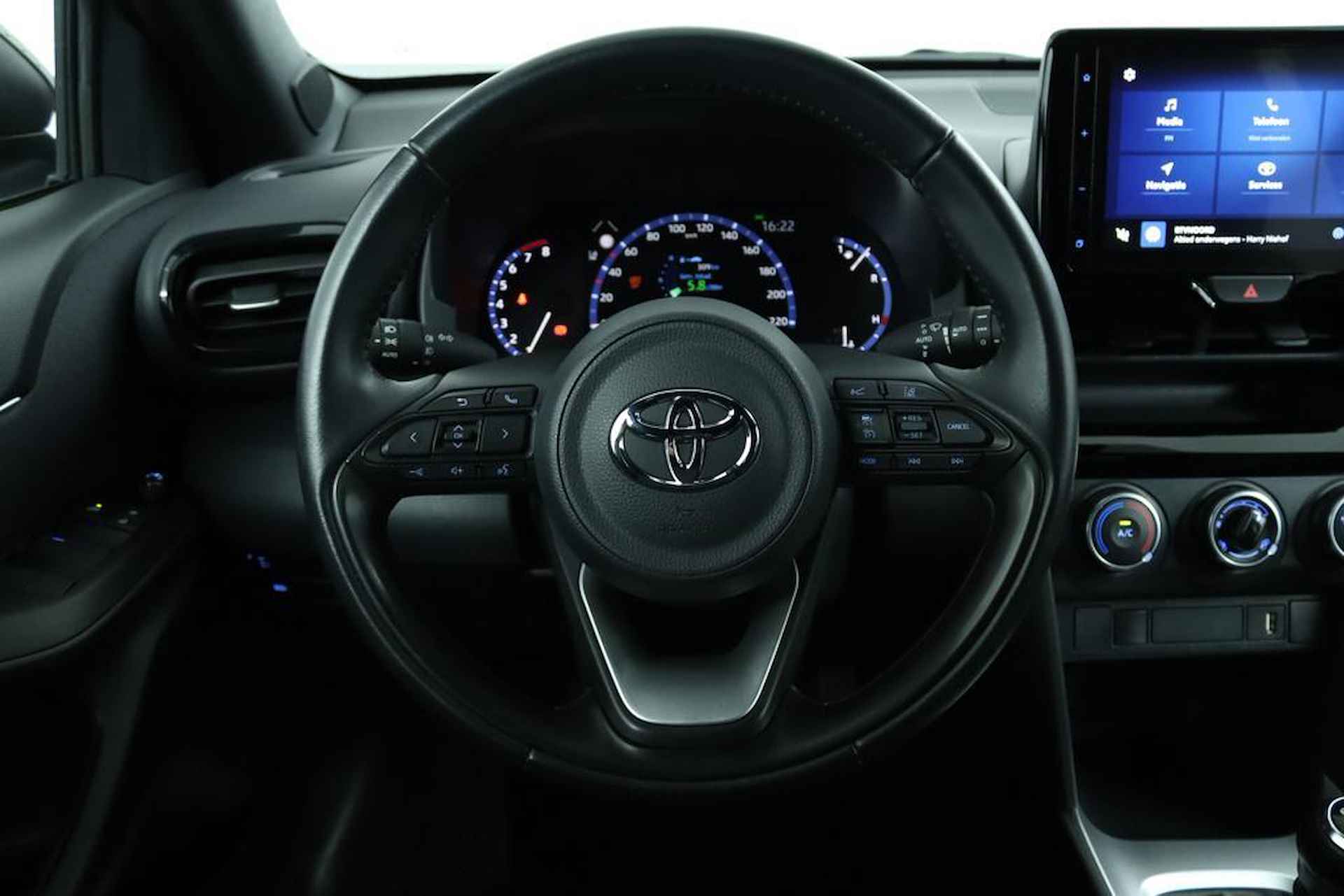 Toyota Yaris Cross 1.5 VVT-I Dynamic | Adaptive Cruise Control | Navigatie | Apple Carplay | Android Auto | Trekhaak | 1350 kg Trekgewicht | - 46/50