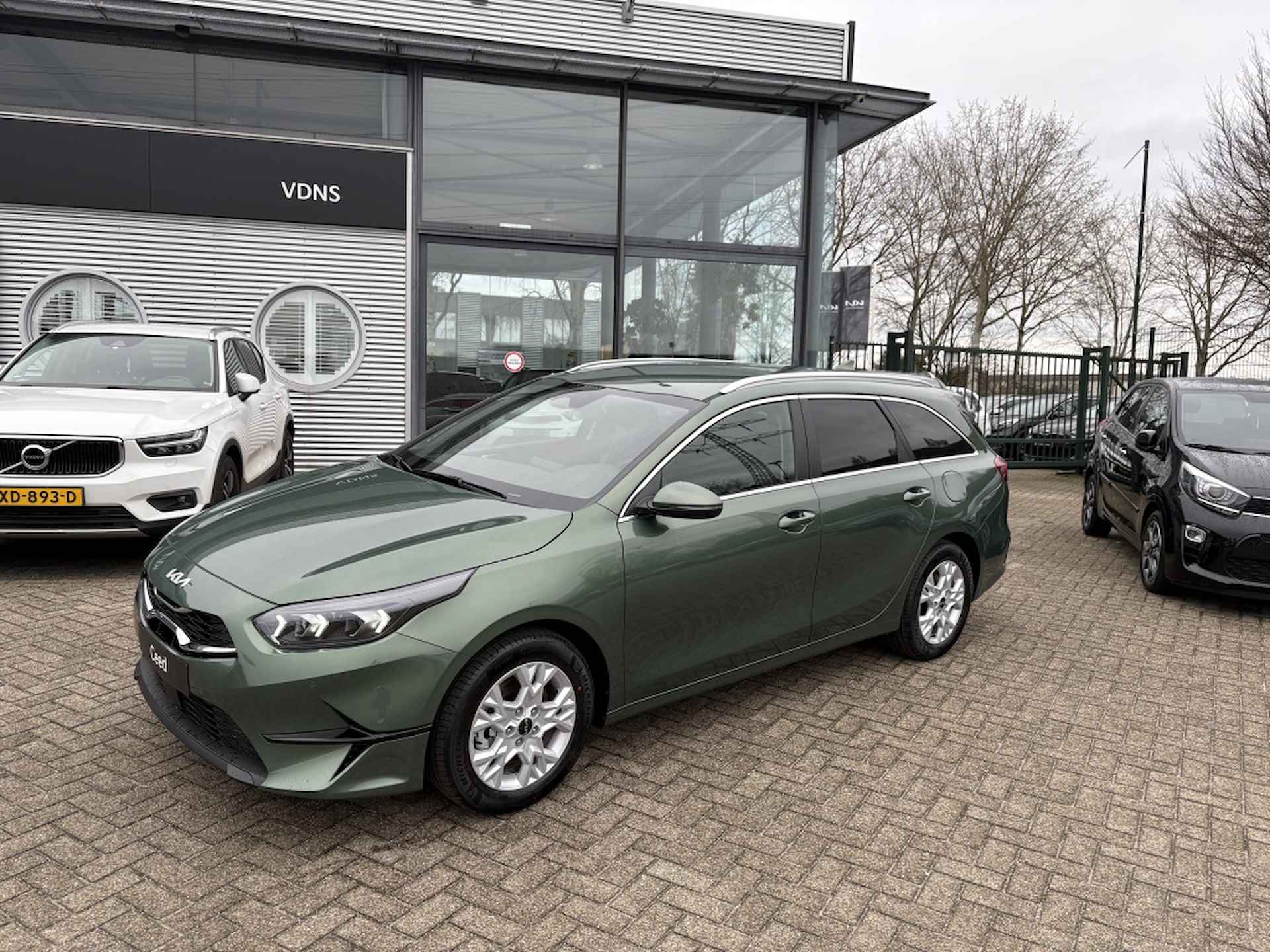 Kia Ceed Sportswagon 1.5 T-GDi DynamicPlusLine AUTOMAAT VRD model - 2/13