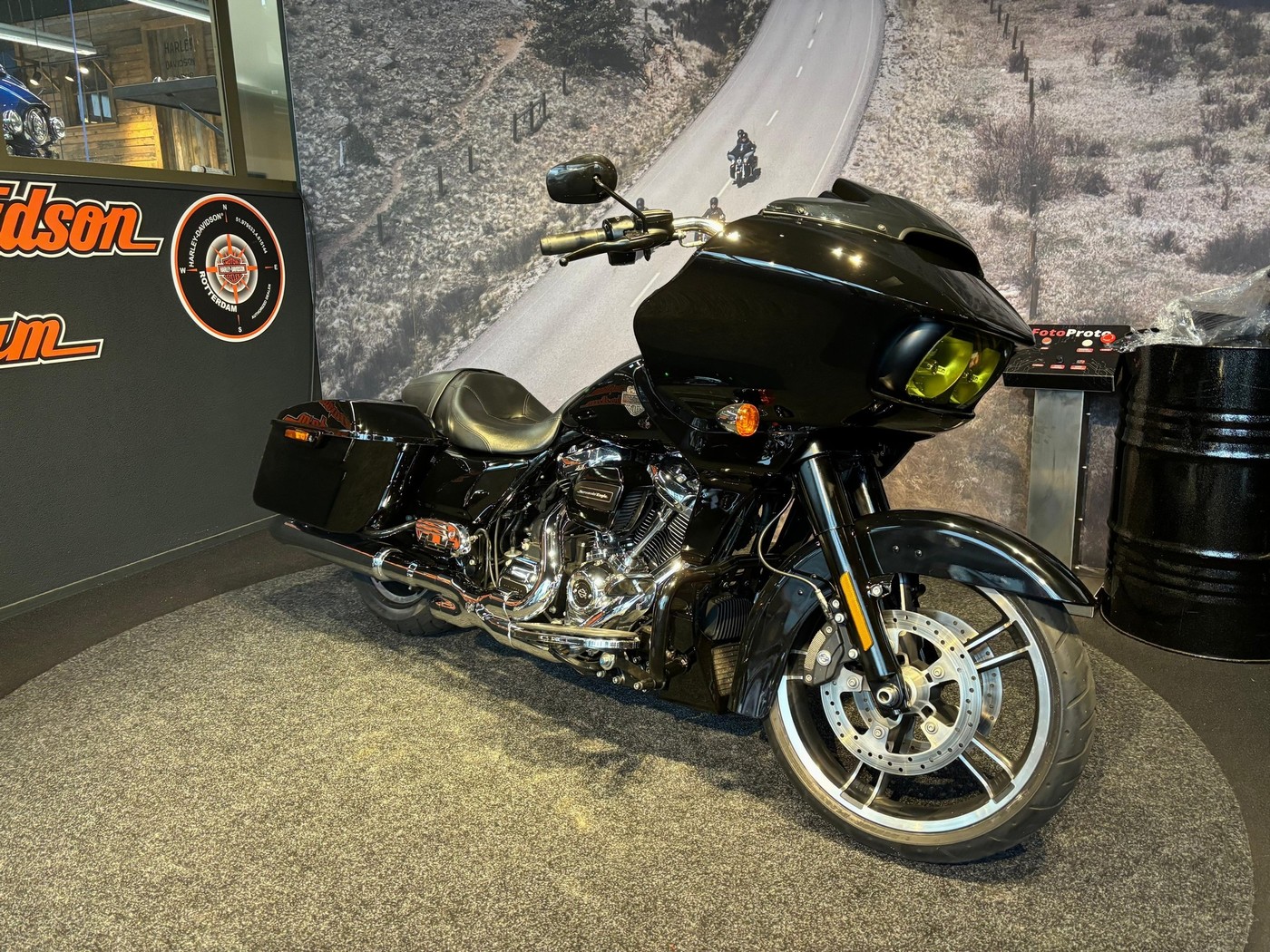 Harley-Davidson FLTRXS ROAD GLIDE SPECIAL 107