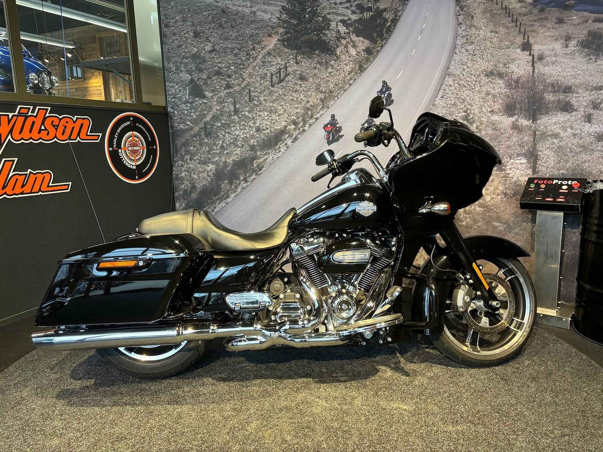 Harley-Davidson FLTRXS ROAD GLIDE SPECIAL 107 - 9/9