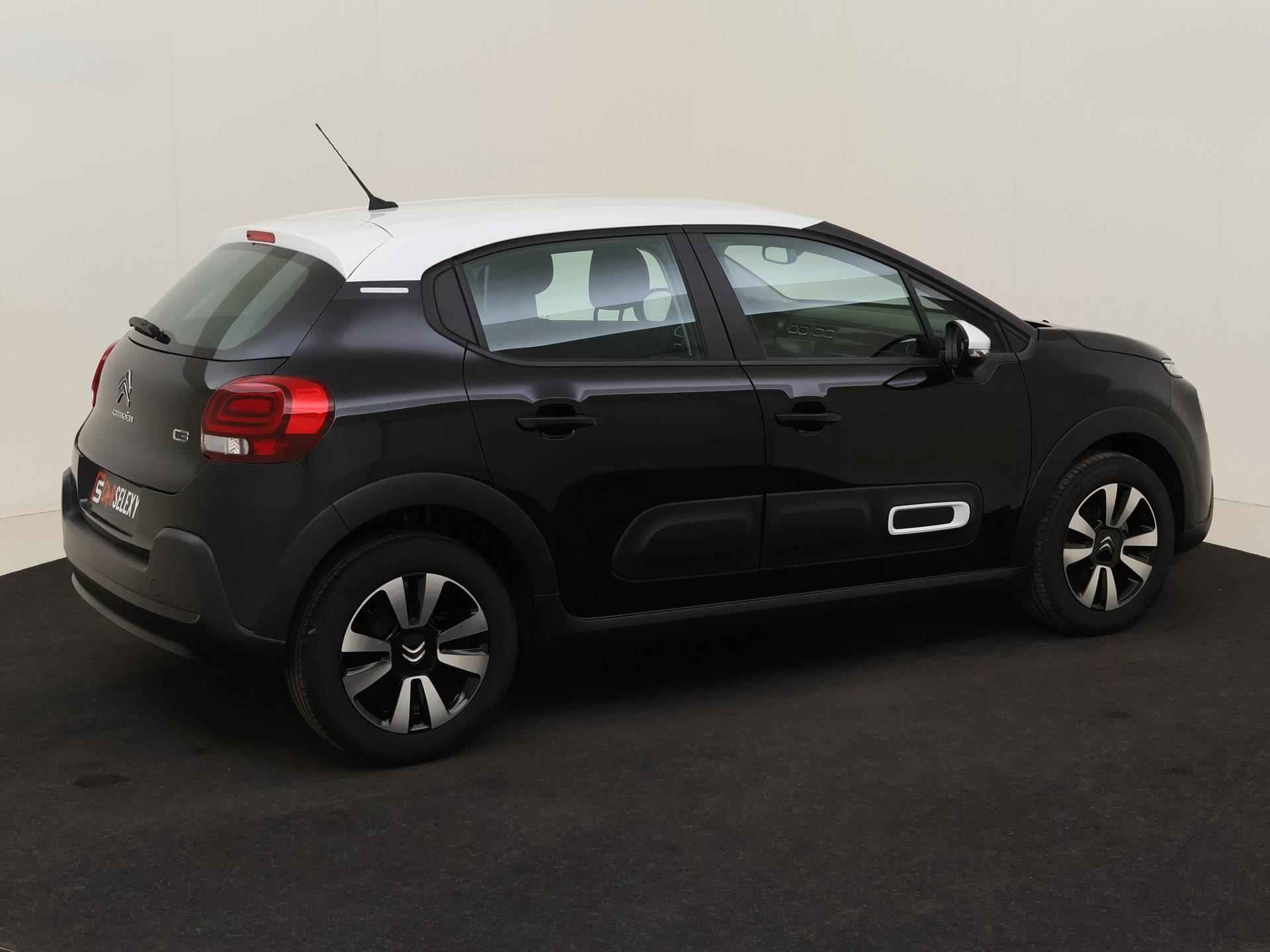 Citroen C3 1.2 PureTech Shine PDC/AppleCarPlay/LED - 6/30