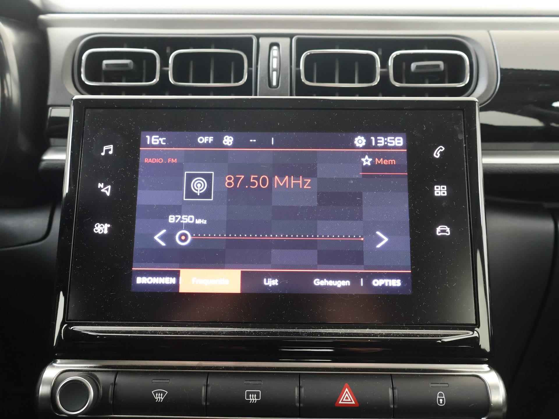 Citroen C3 1.2 PureTech Shine PDC/AppleCarPlay/LED - 22/30