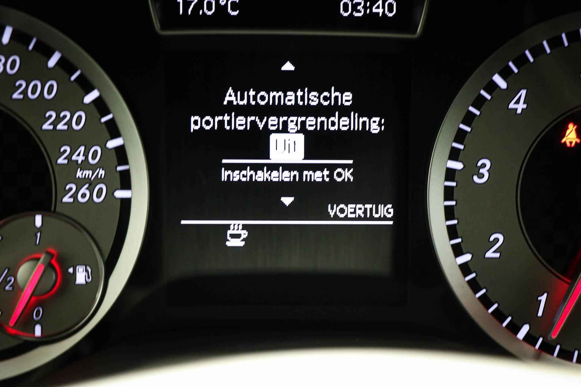 Mercedes-Benz A-klasse 180 Ambition | LICHT & ZICHT / SPIEGEL / URBAN- PACK | NAVIGATIE | STOELVERWARMING - 32/51