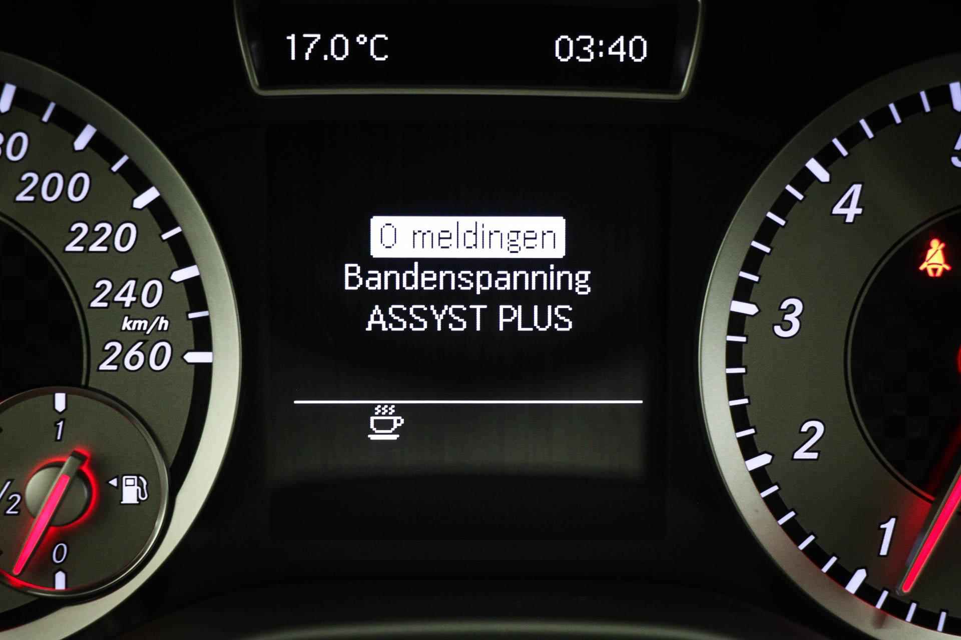 Mercedes-Benz A-klasse 180 Ambition | LICHT & ZICHT / SPIEGEL / URBAN- PACK | NAVIGATIE | STOELVERWARMING - 34/51