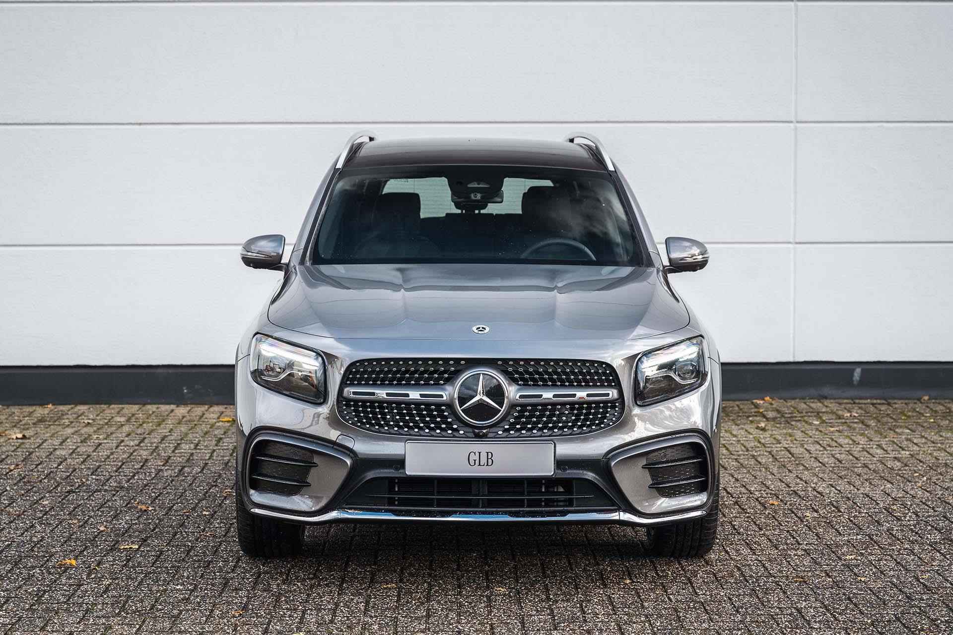 Mercedes-Benz GLB 200 AMG Line 20 inch lm velgen | Panoramadak | memory | Head up display - 3/31