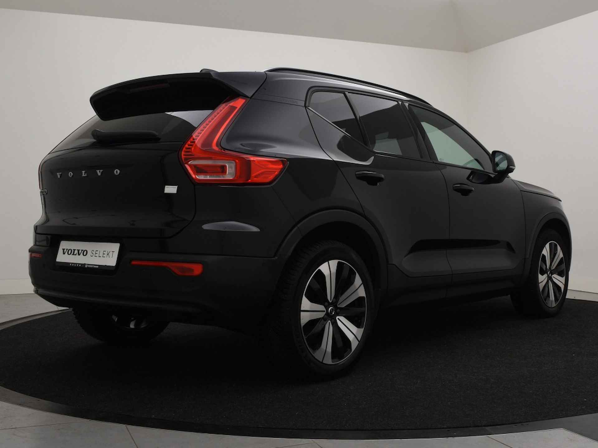 Volvo XC40 RECHARGE PURE ELECTRIC ULTIMATE HARMAN KARDON 360GR CAM GOOGLE - 3/38