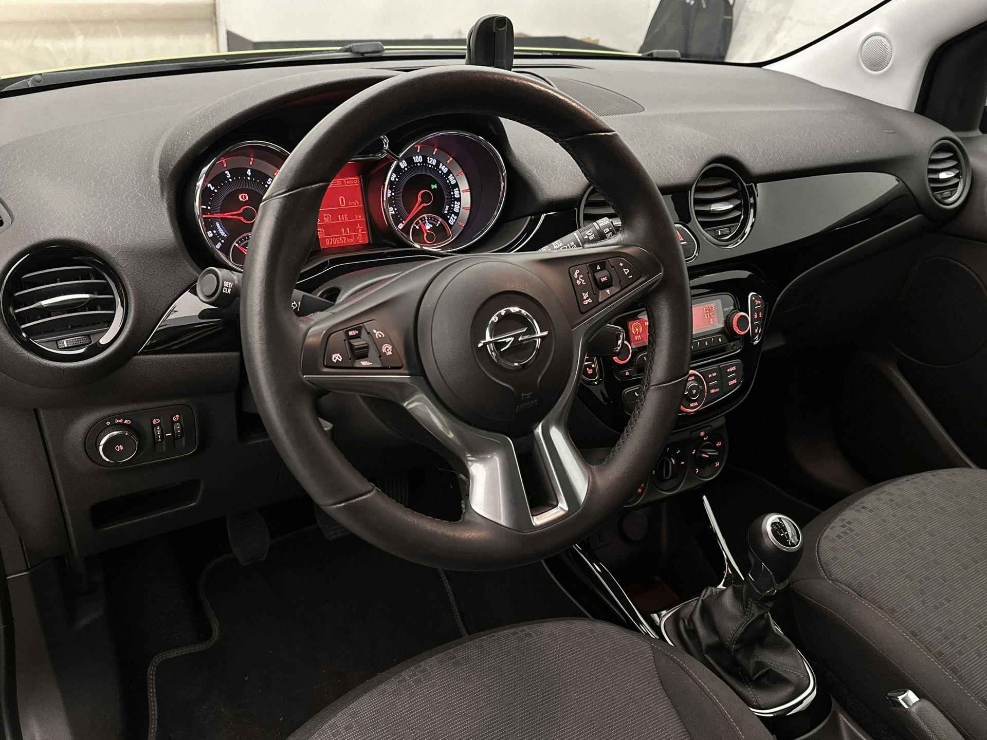 Opel ADAM Jam Favourite 90 pk | Navigatie | Parkeersensoren Voor en Achter | Airco | Cruise Control | Voorstoelen Verwarmd | Lederen Stuurwiel Verwarmd | Dodehoek Detectie | Start/Stop Systeem | 16" Lichtmetalen Velgen | Apple Carplay/Android Auto | - 11/37