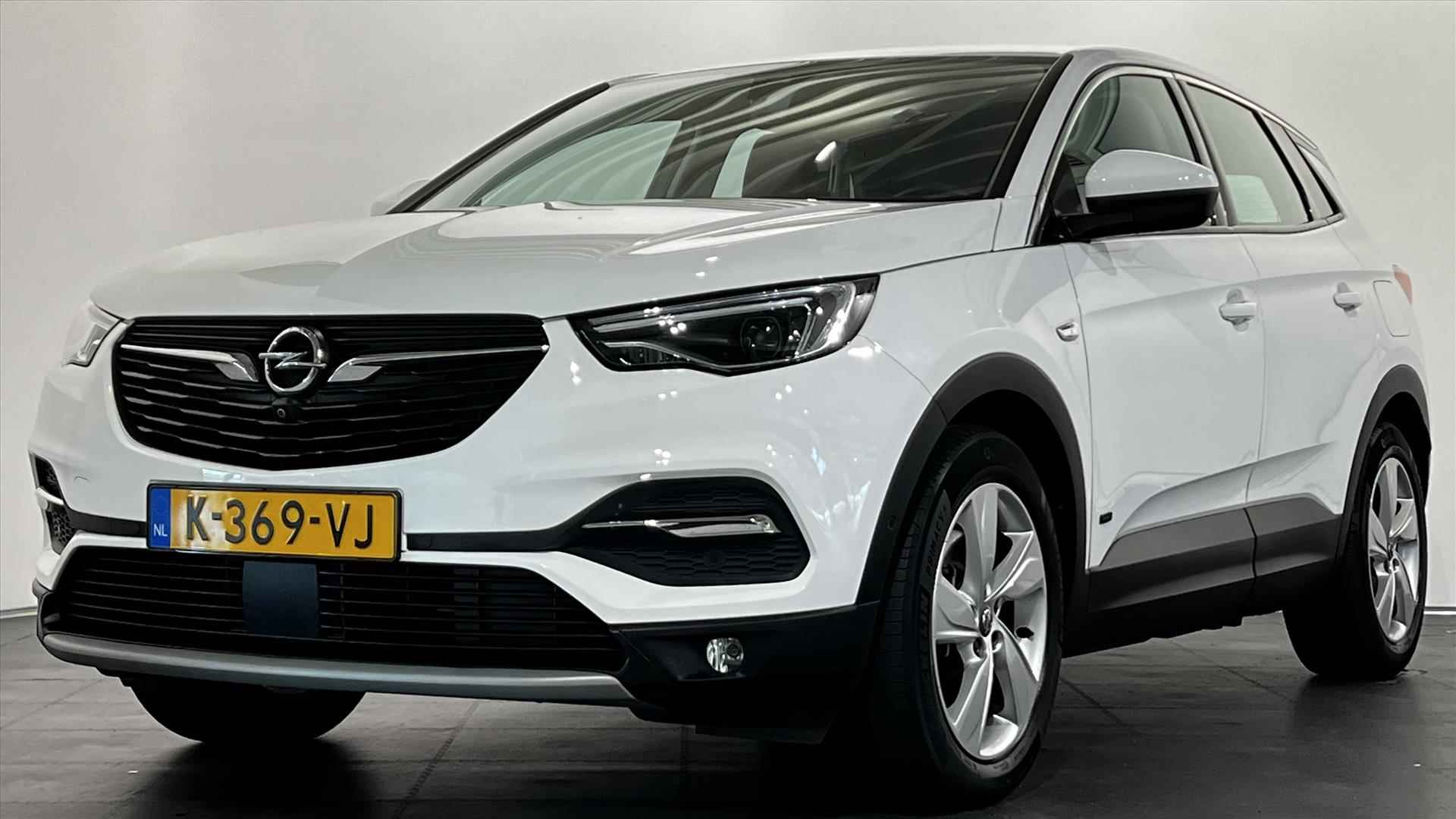 OPEL Grandland X 1.6 Turbo Hybrid 225pk Aut Business Elegance - 2/42