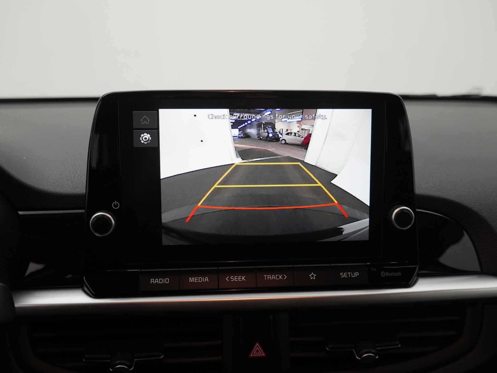 Kia Picanto 1.0 DPi DynamicLine - Cruise Control - Airco - Achteruitrijcamera - Apple CarPlay/Android Auto - Fabrieksgarantie tot 2031 - Meerdere kleuren uit voorraad leverbaar! - 26/40
