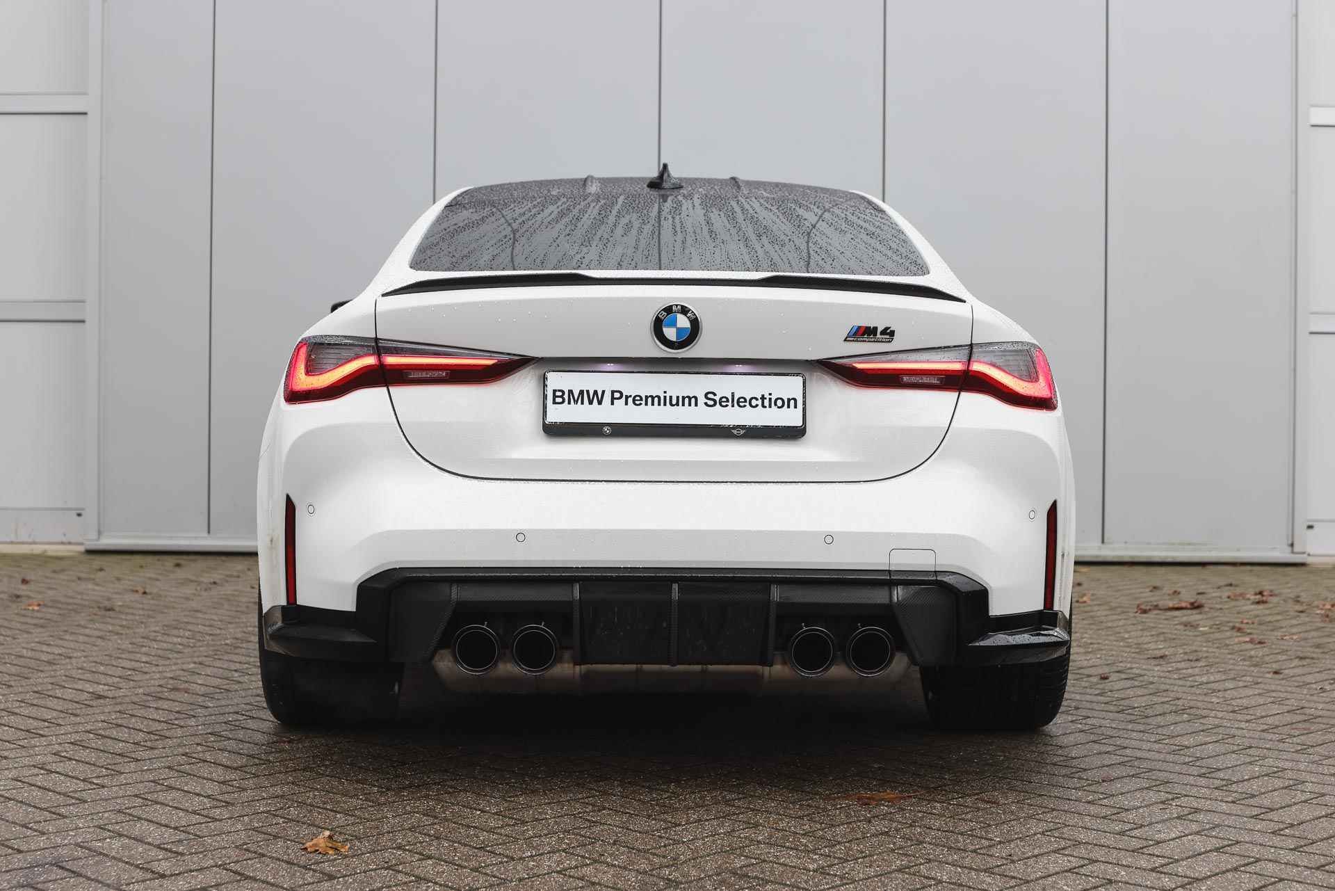 BMW 4 Serie Coupé M4 Competition High Executive Automaat / M Carbon kuipstoelen / Adaptief M Onderstel / M Carbon-keramisch remmen / Laserlight / Driving Assistant Professional / Gesture Control - 8/46
