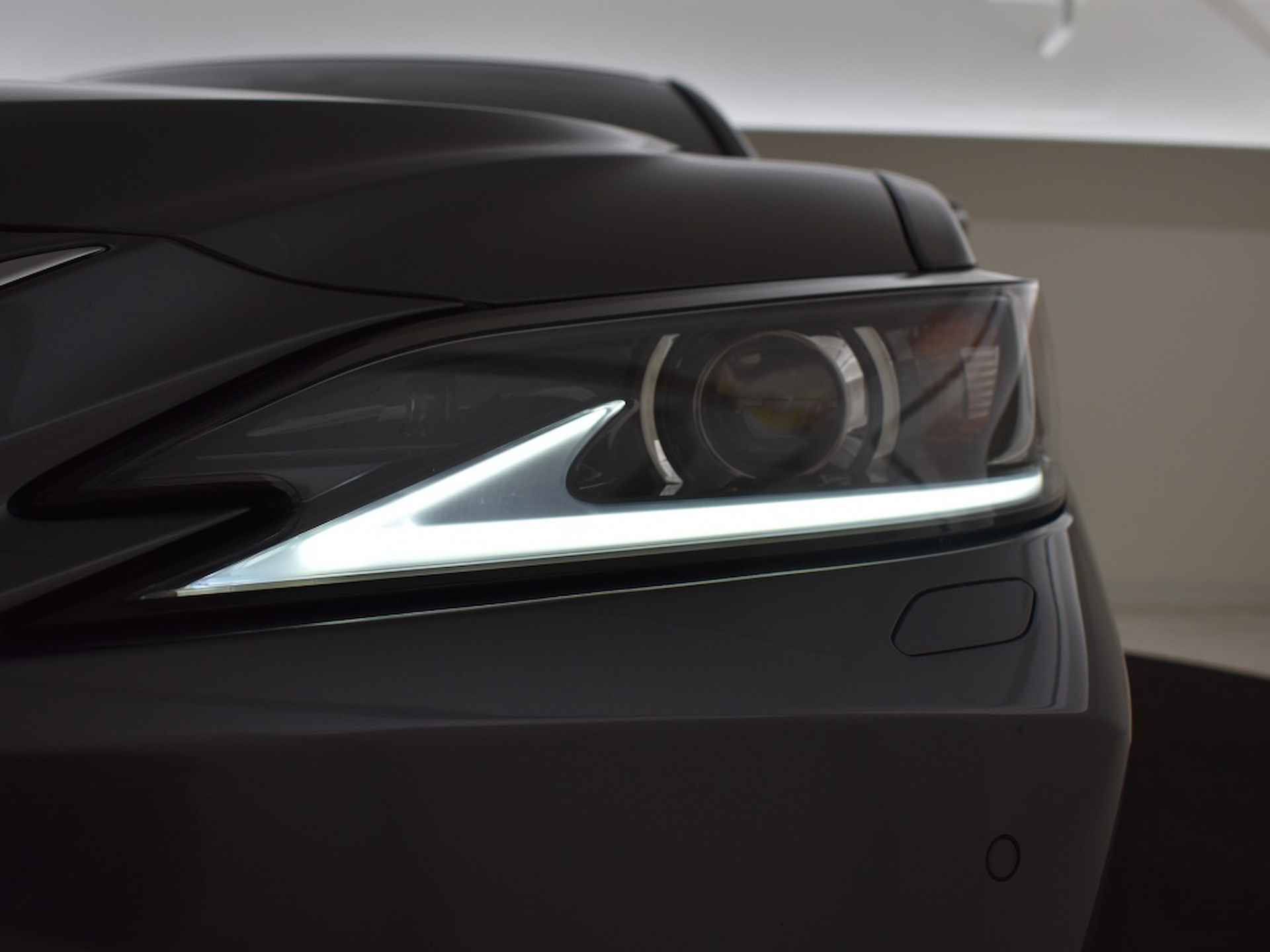 Lexus ES 300h Preference Line Business | Navi | Leder | BSM - 15/33