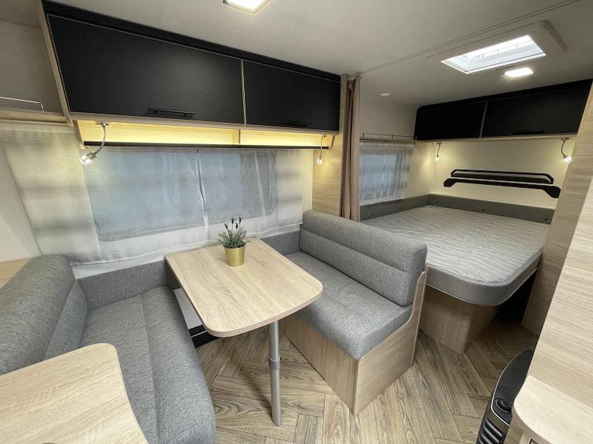 Caravelair Sport-Line 410 Frans bed | NIEUW - 9/22