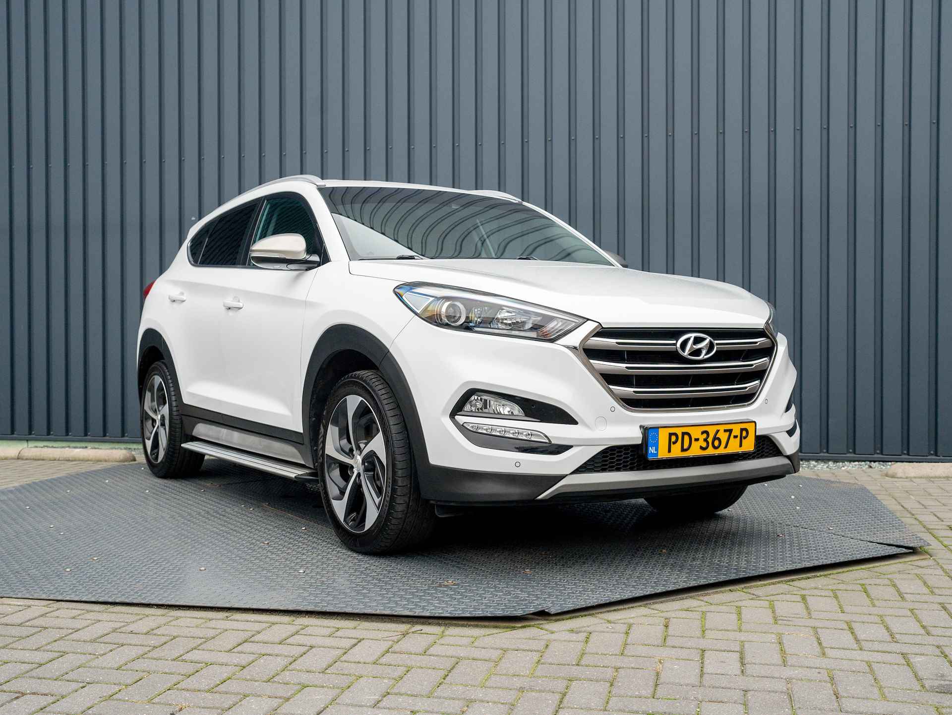 Hyundai Tucson 1.6 GDi Comfort | Leder | Stoelverwarming | Xenon | Camera | PDC V&A | Prijs Rijklaar!! - 21/42