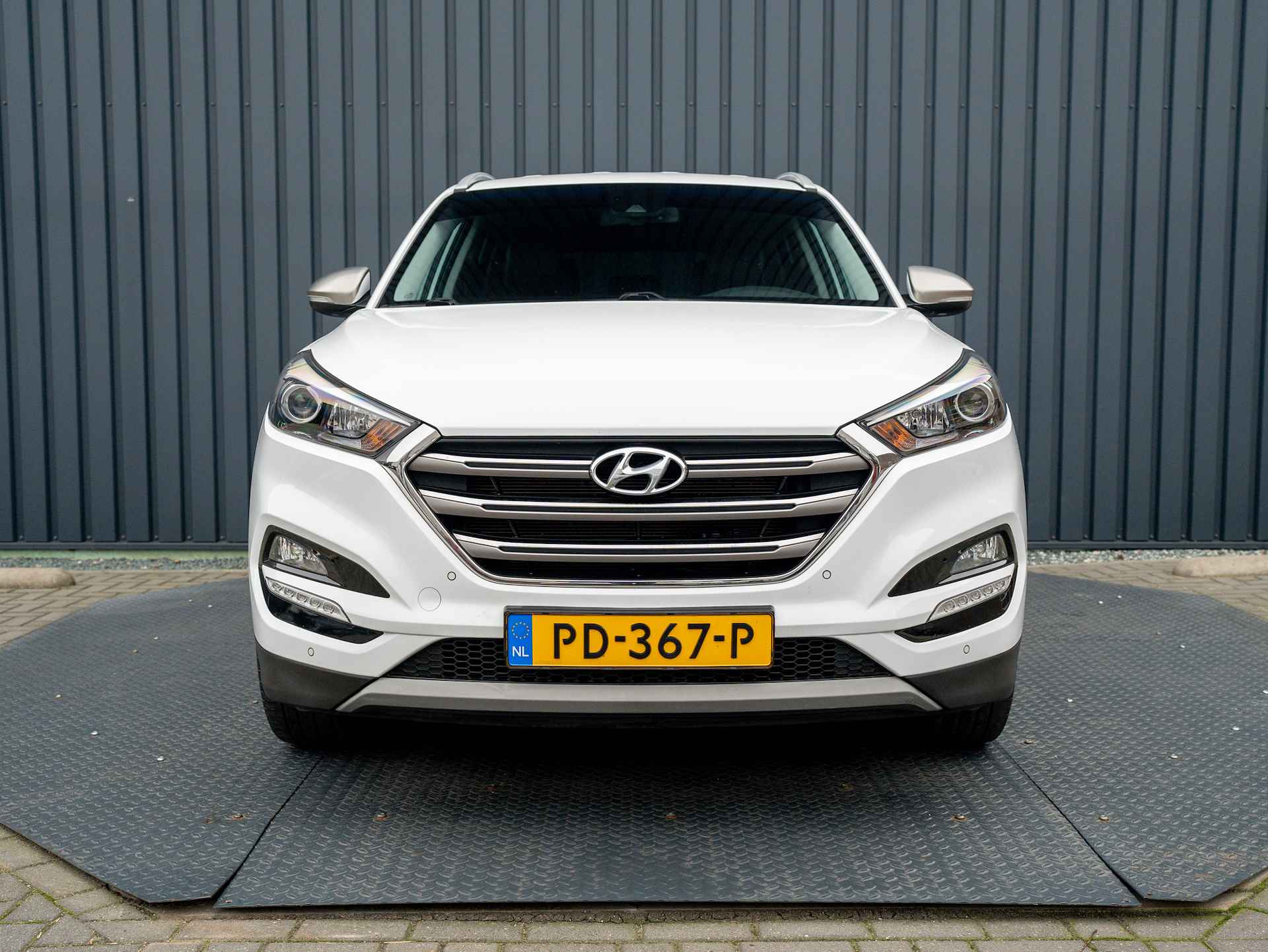 Hyundai Tucson 1.6 GDi Comfort | Leder | Stoelverwarming | Xenon | Camera | PDC V&A | Prijs Rijklaar!! - 36/42