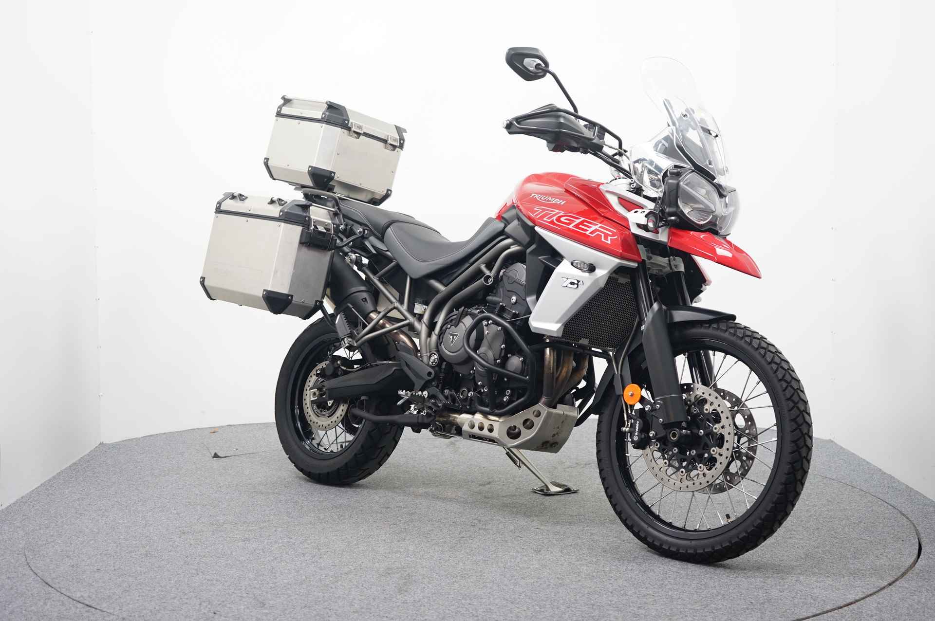 Triumph TIGER 800 XCA - 2/21