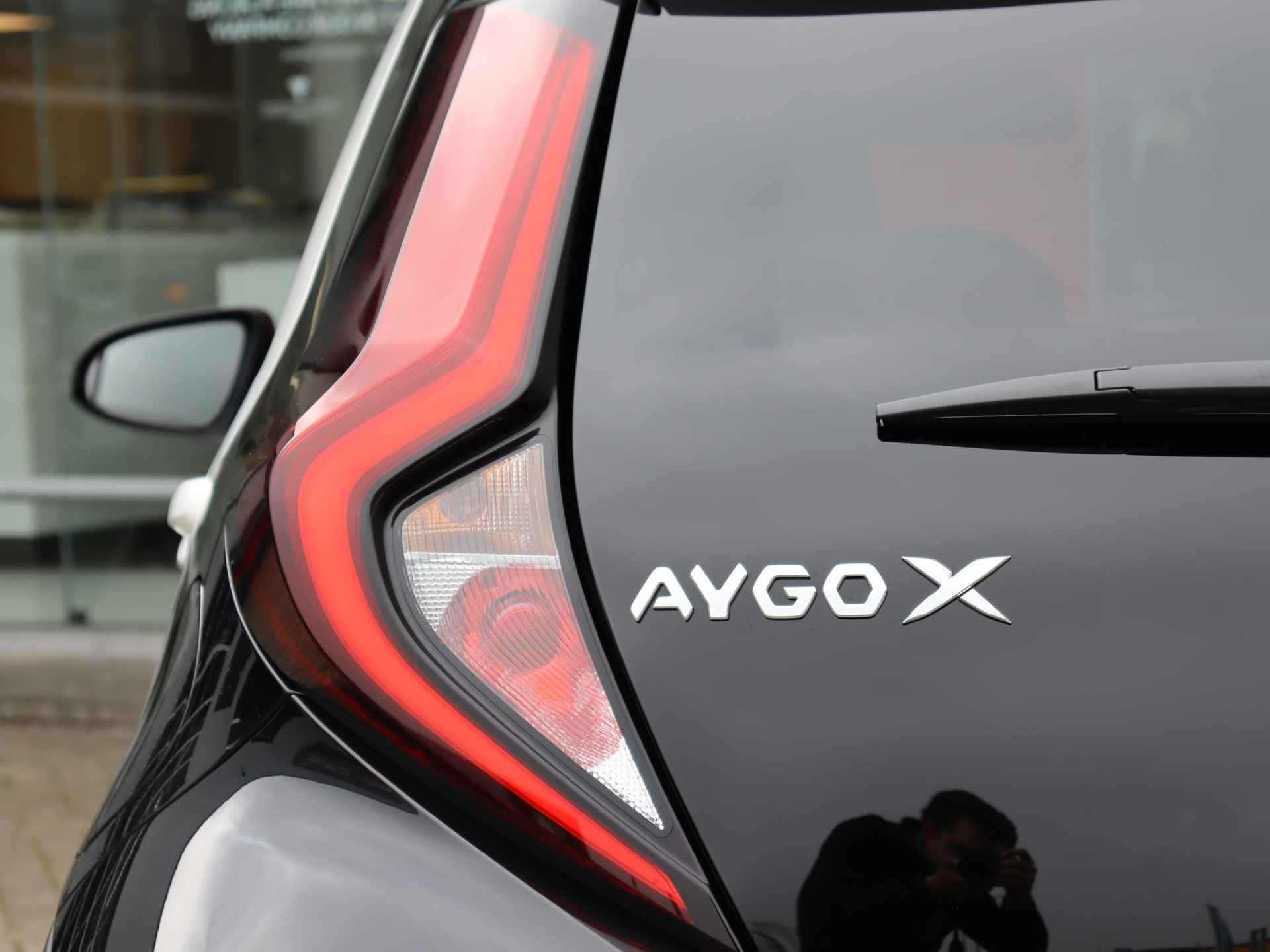 Toyota Aygo X 1.0 VVT-i S-CVT Pulse | Nieuw, uit voorraad leverbaar - 13/32