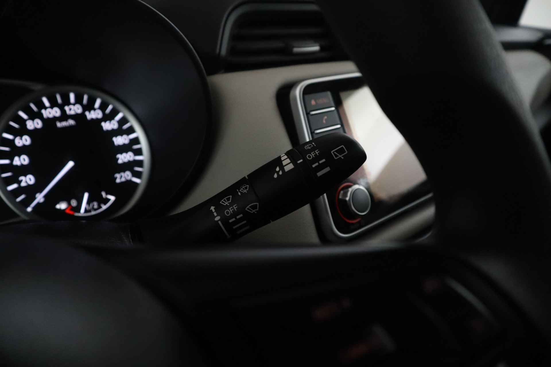 Nissan Micra 1.0 IG-T Acenta Automaat, Apple Carplay, Navigatie, Airco - 26/29