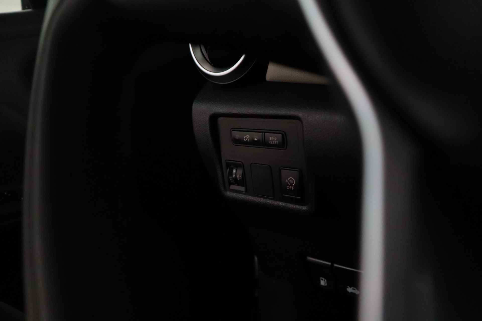 Nissan Micra 1.0 IG-T Acenta Automaat, Apple Carplay, Navigatie, Airco - 28/29