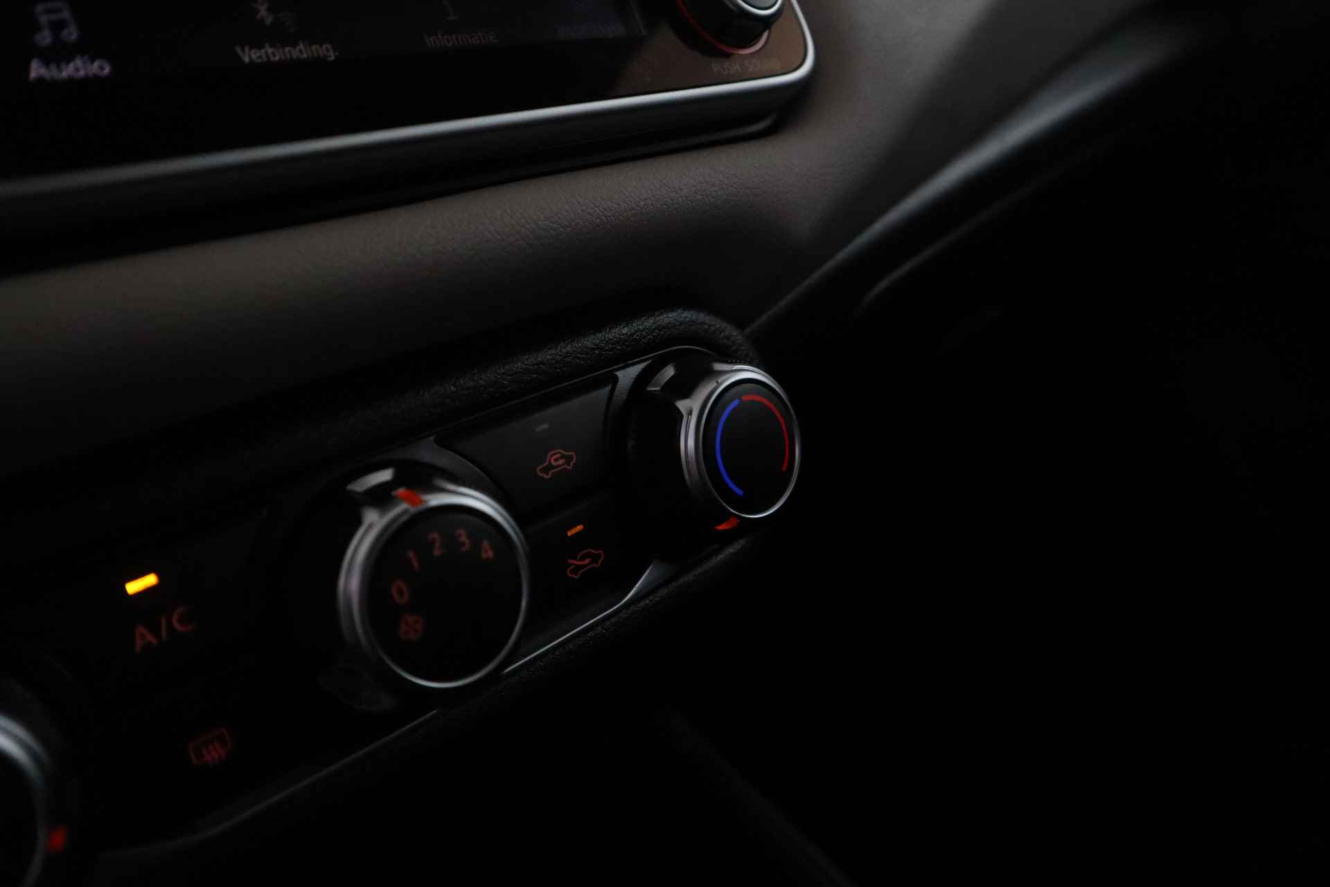 Nissan Micra 1.0 IG-T Acenta Automaat, Apple Carplay, Navigatie, Airco - 29/29