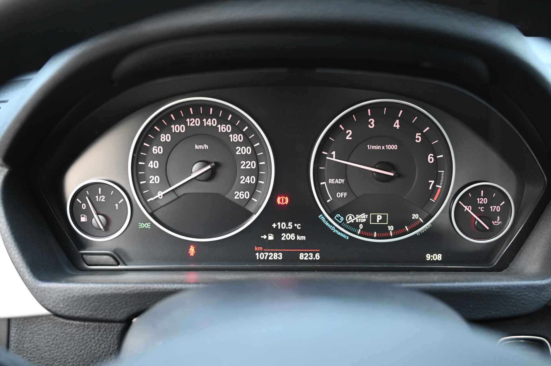 BMW 3-serie 318i automaat Corporate Lease Executive BTW *KIWA/SCM gecertificeerd alarm* - 21/43