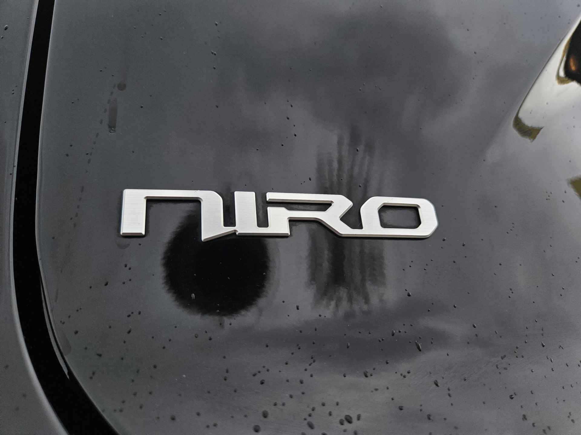 Kia Niro EV DynamicLine 64.8 kWh Navi | Clima | Carplay/Android auto | Lichtmetalen velgen | LED | - 26/28