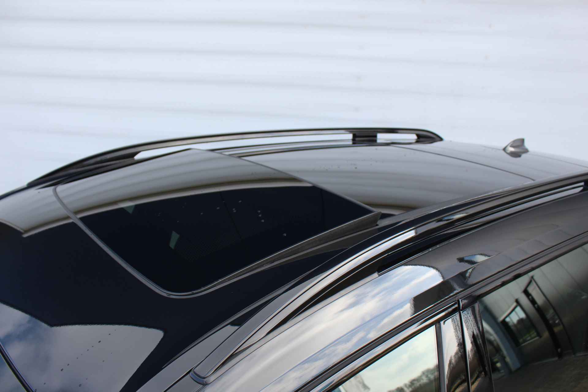 BMW X7 xDrive40i High Executive M Sport Automaat / Panoramadak Sky Lounge / Trekhaak / Laserlight / Head-Up / Parking Assistant Plus / Live Cockpit Professional / Stoelverwarming voor + achter - 13/35