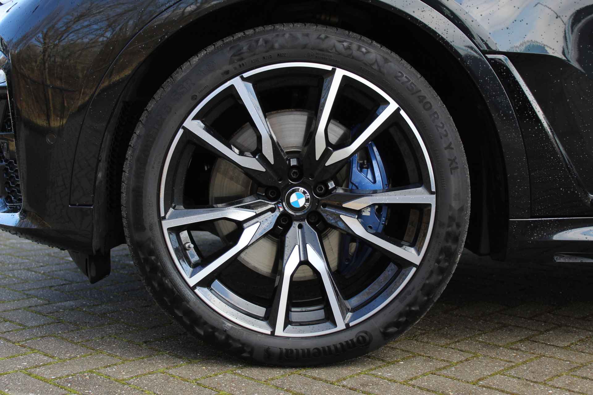 BMW X7 xDrive40i High Executive M Sport Automaat / Panoramadak Sky Lounge / Trekhaak / Laserlight / Head-Up / Parking Assistant Plus / Live Cockpit Professional / Stoelverwarming voor + achter - 35/35