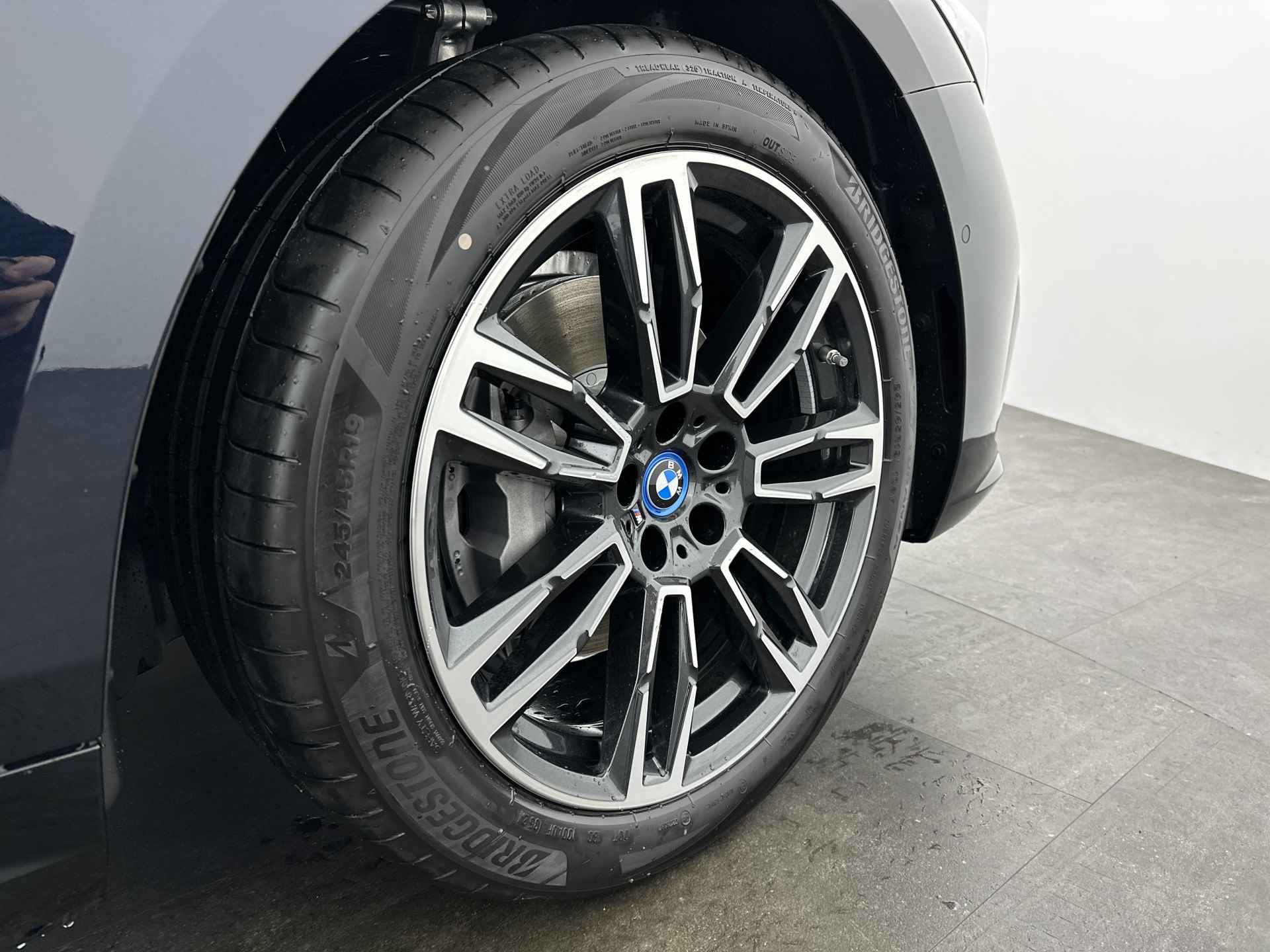 BMW i5 eDrive40 Sedan M-Sport Edition | Adaptive Cruise Control | Adaptieve LED - 27/30