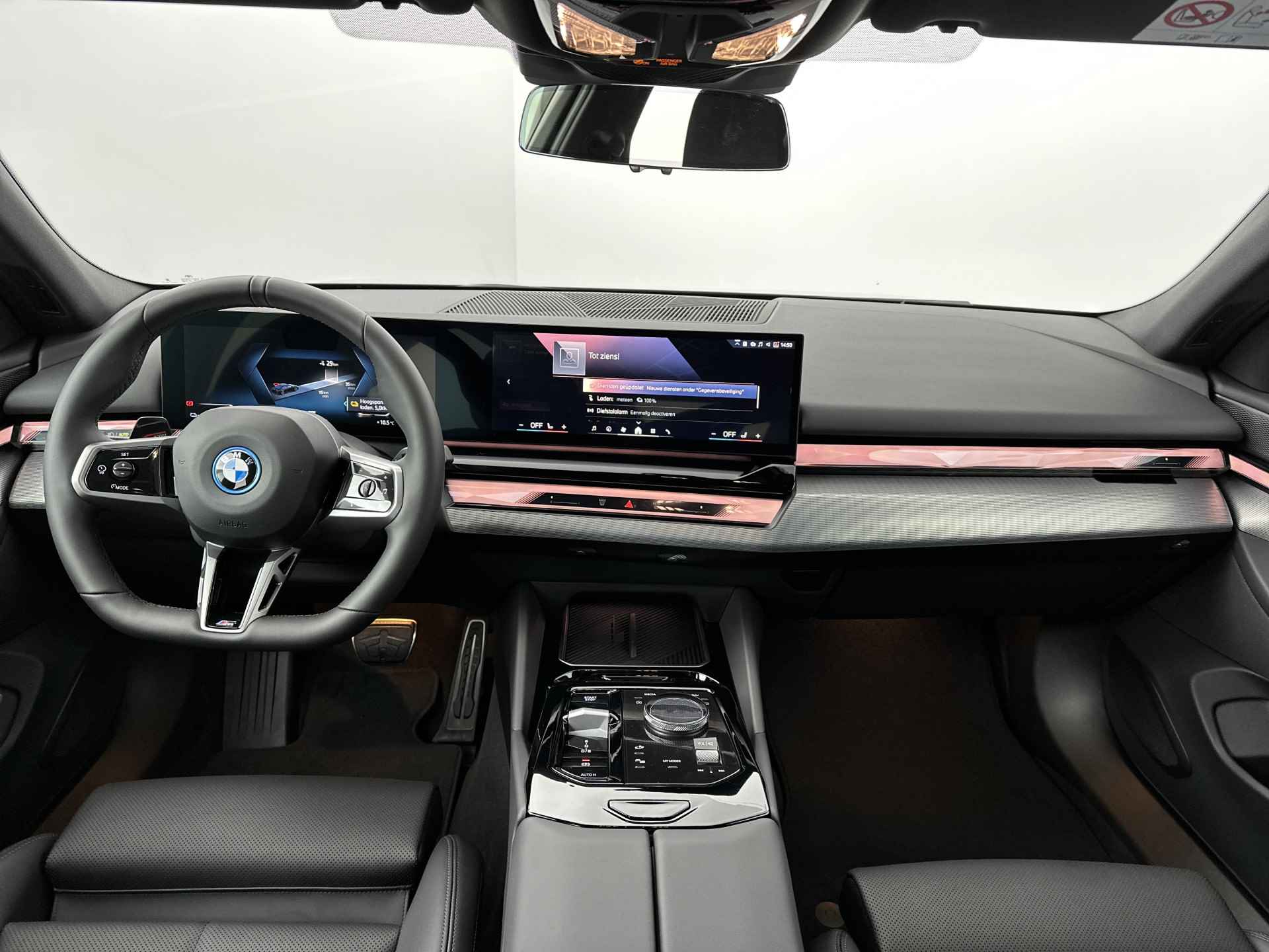 BMW i5 eDrive40 Sedan M-Sport Edition | Adaptive Cruise Control | Adaptieve LED - 28/30