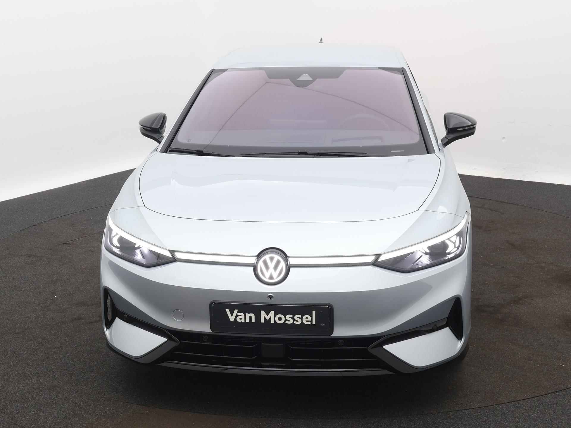 Volkswagen ID.7 Pro Business 77 kWh 286PK | Automaat | Navigatie | 19'' Lichtmetaal | Ergo-Active voorstoelen | 360 graden camera | Apple Carplay/Android Auto | Head-Up display | Side Assist | Sfeerverlichting interieur | - 6/23