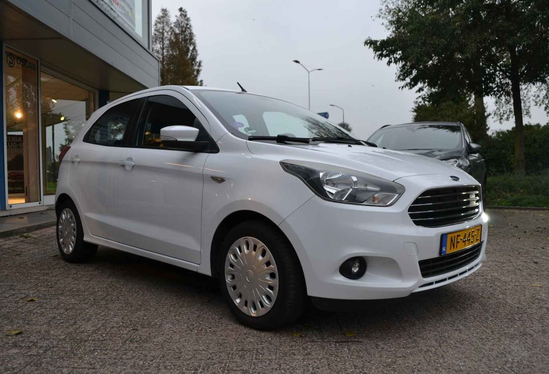 Ford Ka+ Trend Ultimate 1.2 85pk CruiseControl/Parkeersensoren - 3/25