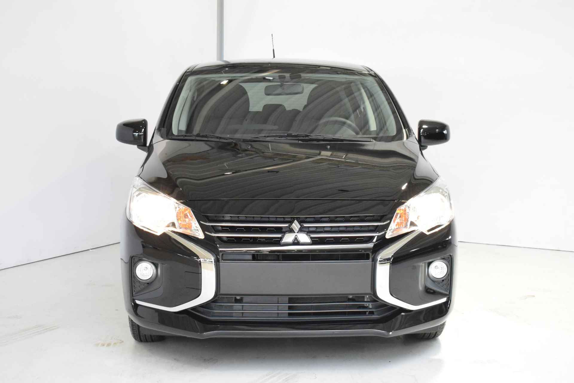 Mitsubishi Space Star 1.2 Dynamic | € 1.500,- korting | Direct leverbaar | Carplay | Climate control | Achteruitrijcamera | - 2/36