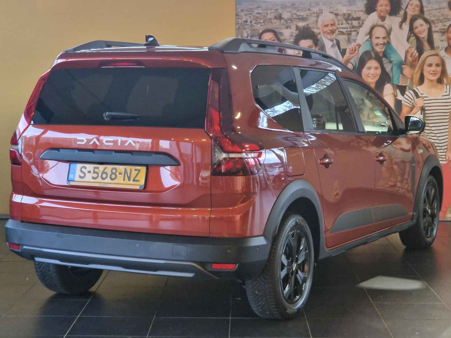 Dacia Jogger 1.0 TCe 110 Extreme | 7-Persoons | Navigatie | Dodehoekdetectie - 3/23