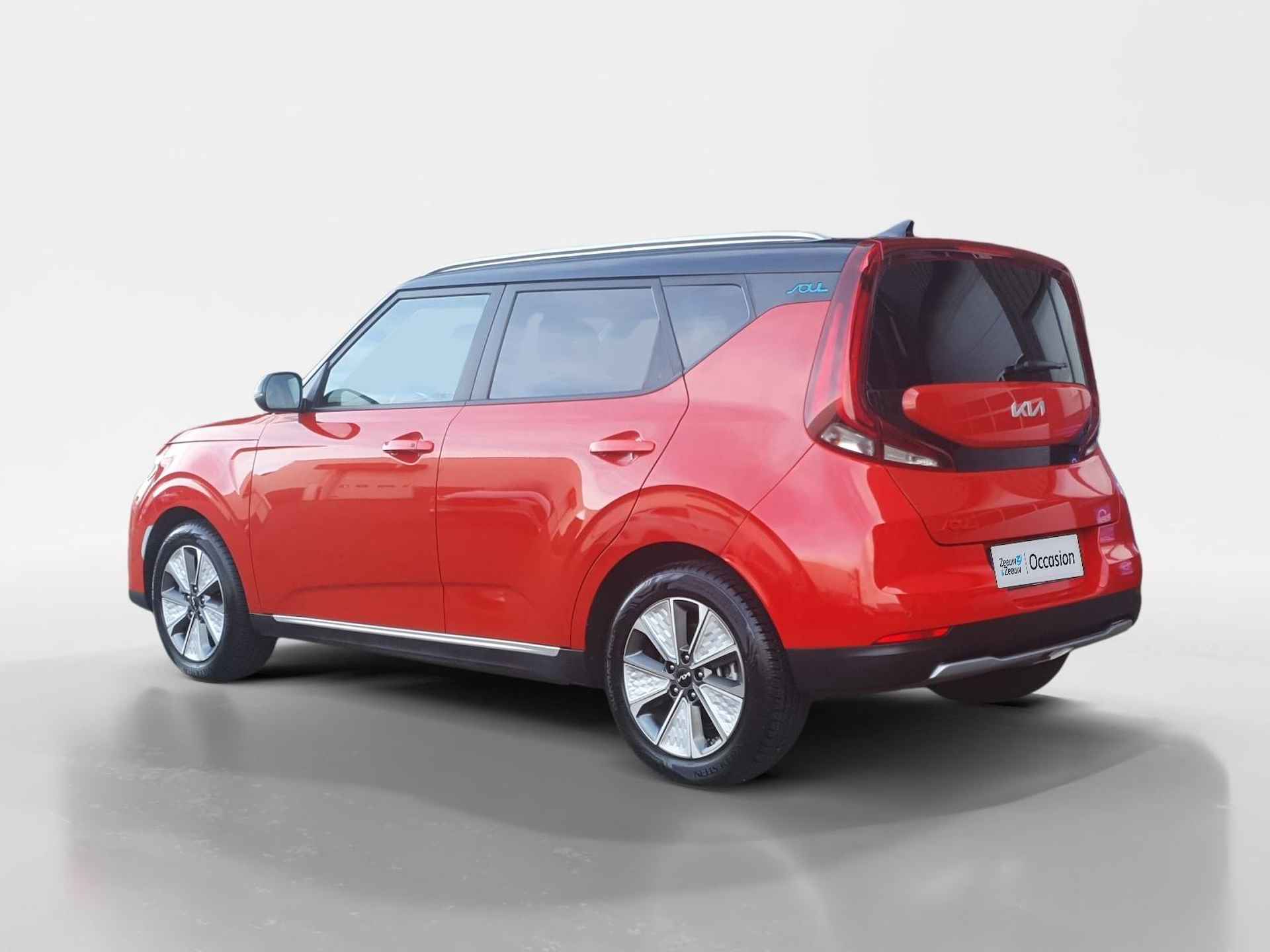 Kia e-Soul DynamicPlusLine 64 kWh | Stoel en stuurverwarming | Navigatie | Camera | Apple Carplay / Android Auto | Bluetooth | - 3/34